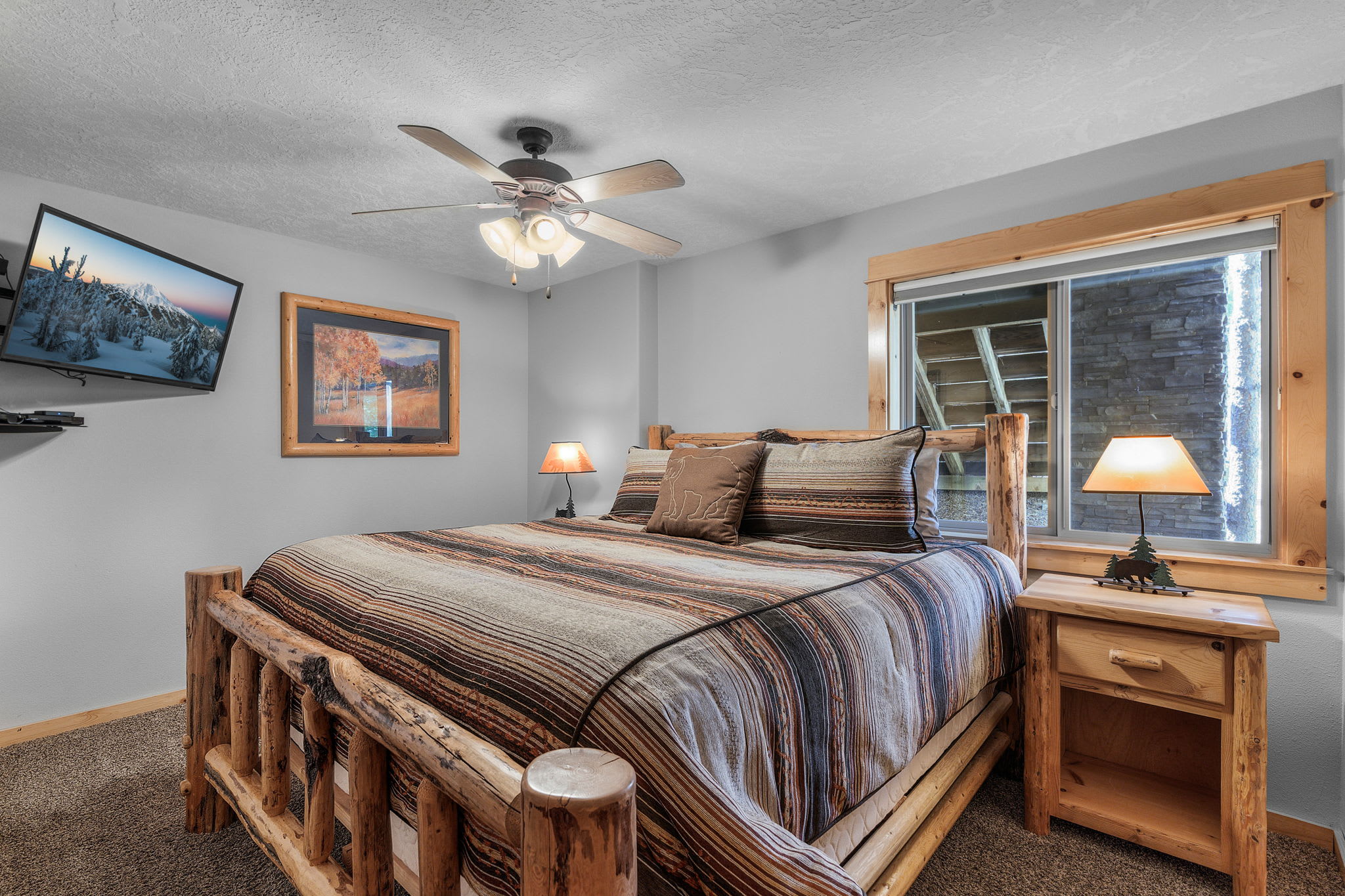 Black Bear Lodge - 7 Bedrooms | Sunriver, OR