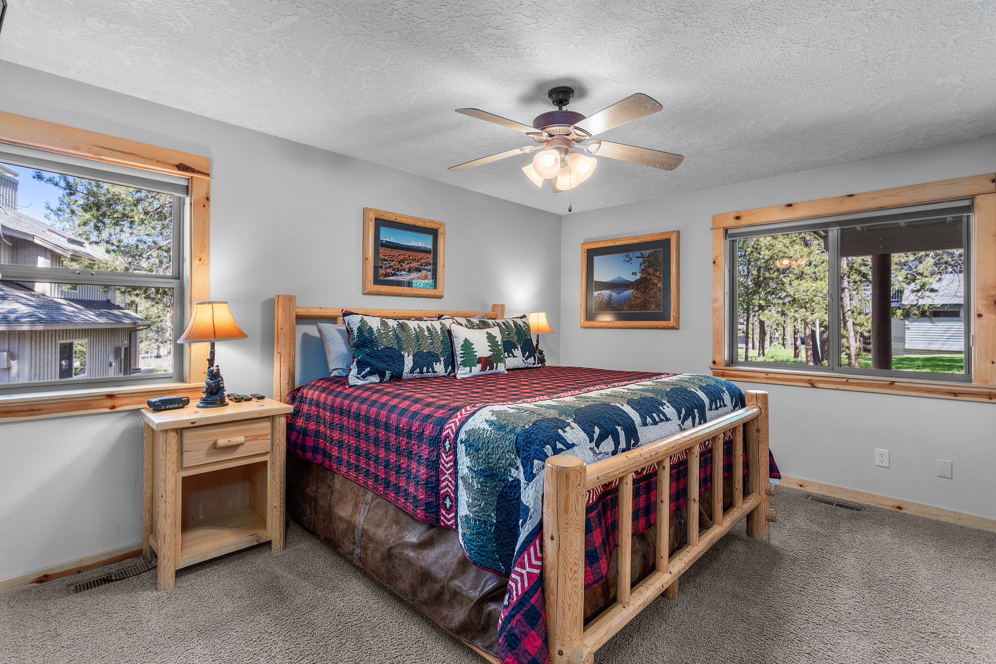 Black Bear Lodge - 7 Bedrooms | Sunriver, OR