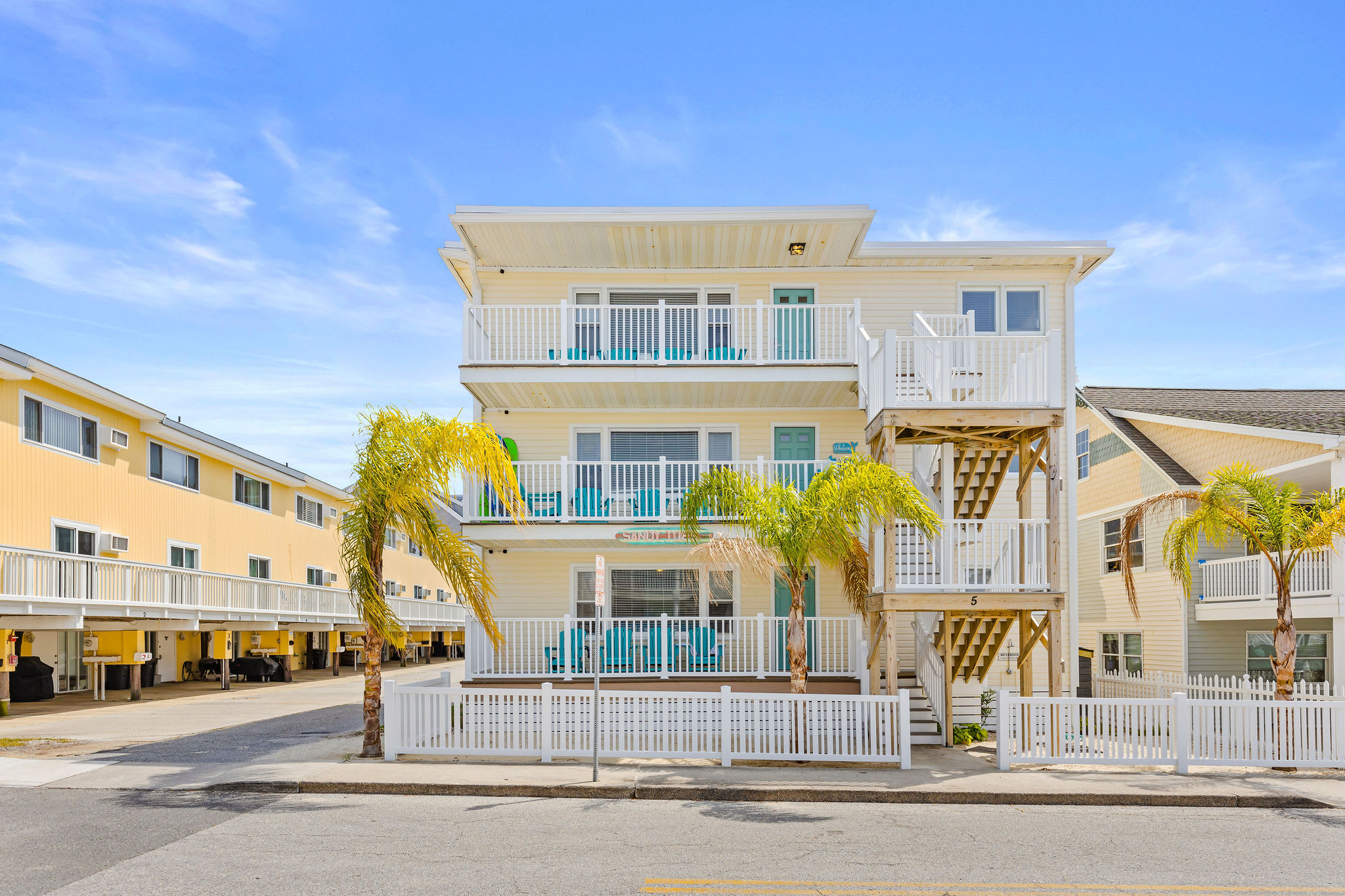 Steps to Beach-3rd Floor-Near Convention Center — Ocean City, MD — vacation rental