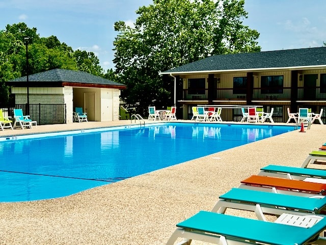 Roark Creek Resort has one of Branson's most beautiful outdoor pools. Relax and enjoy a lounger or hang out under the gazebo or at the firepit while the kids swim or play on the jungle gym.