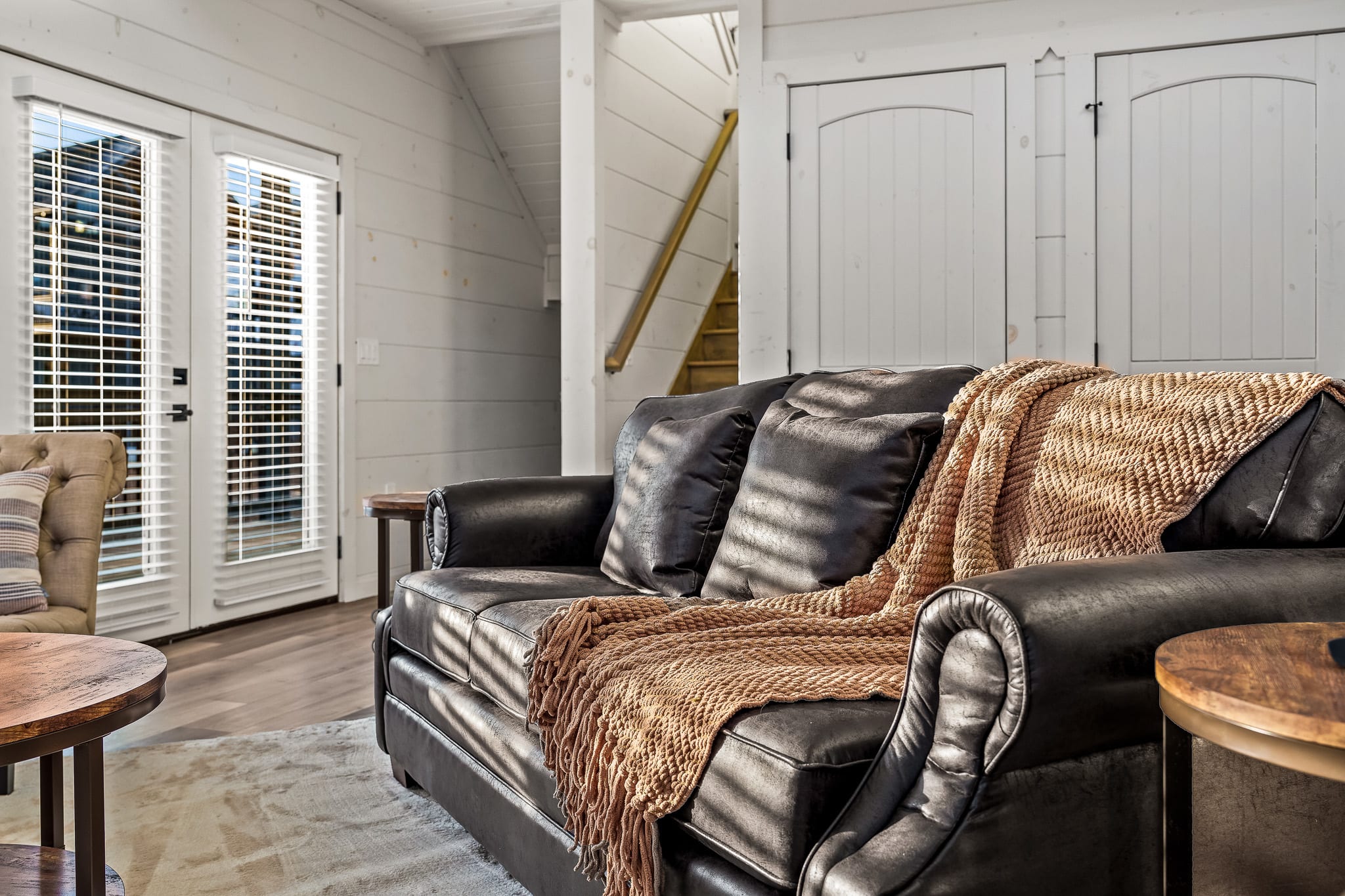 Indoor Pool + Game Room + 10MI to Great Smoky