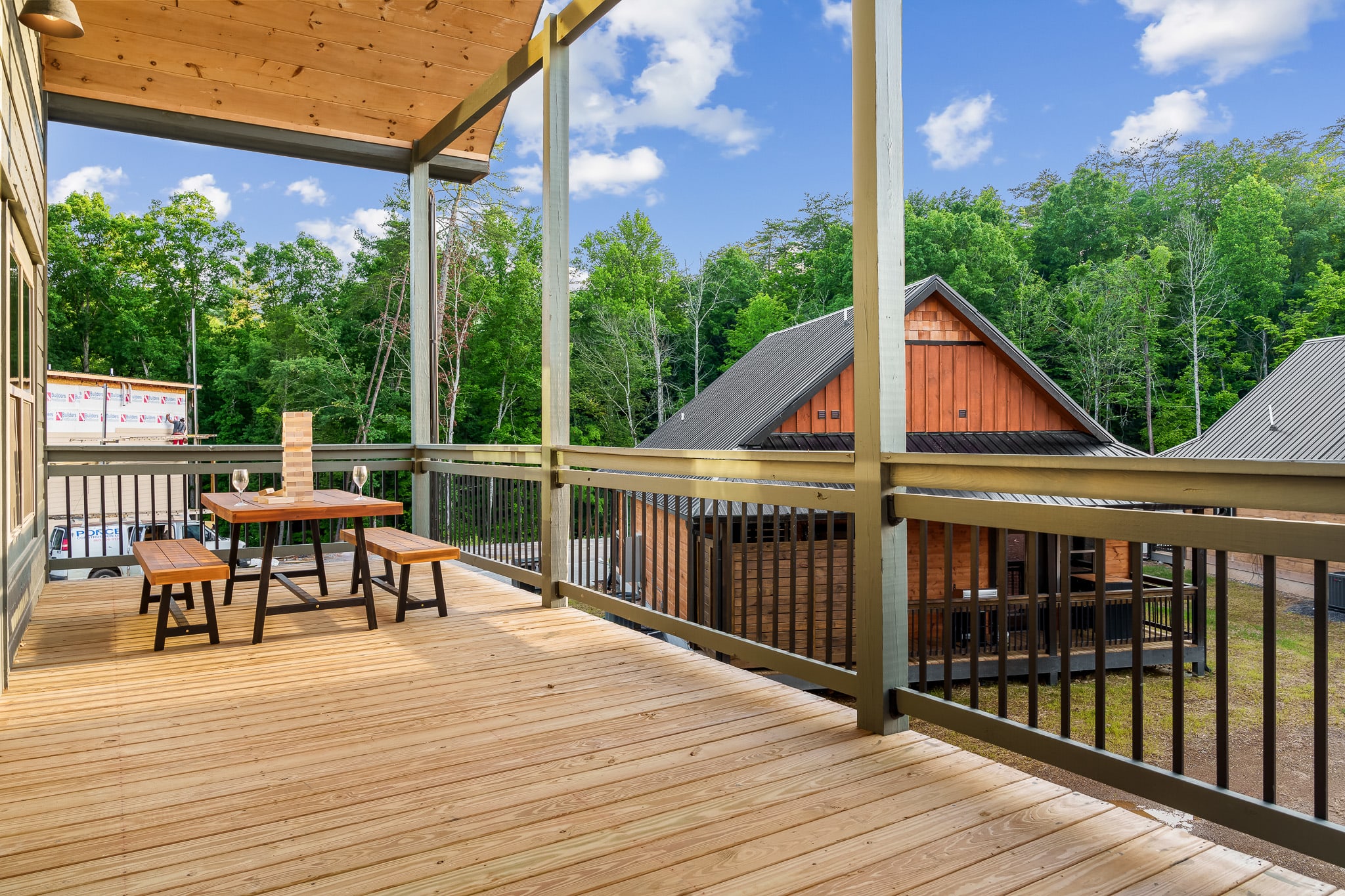 Indoor Pool + Game Room + 10MI to Great Smoky