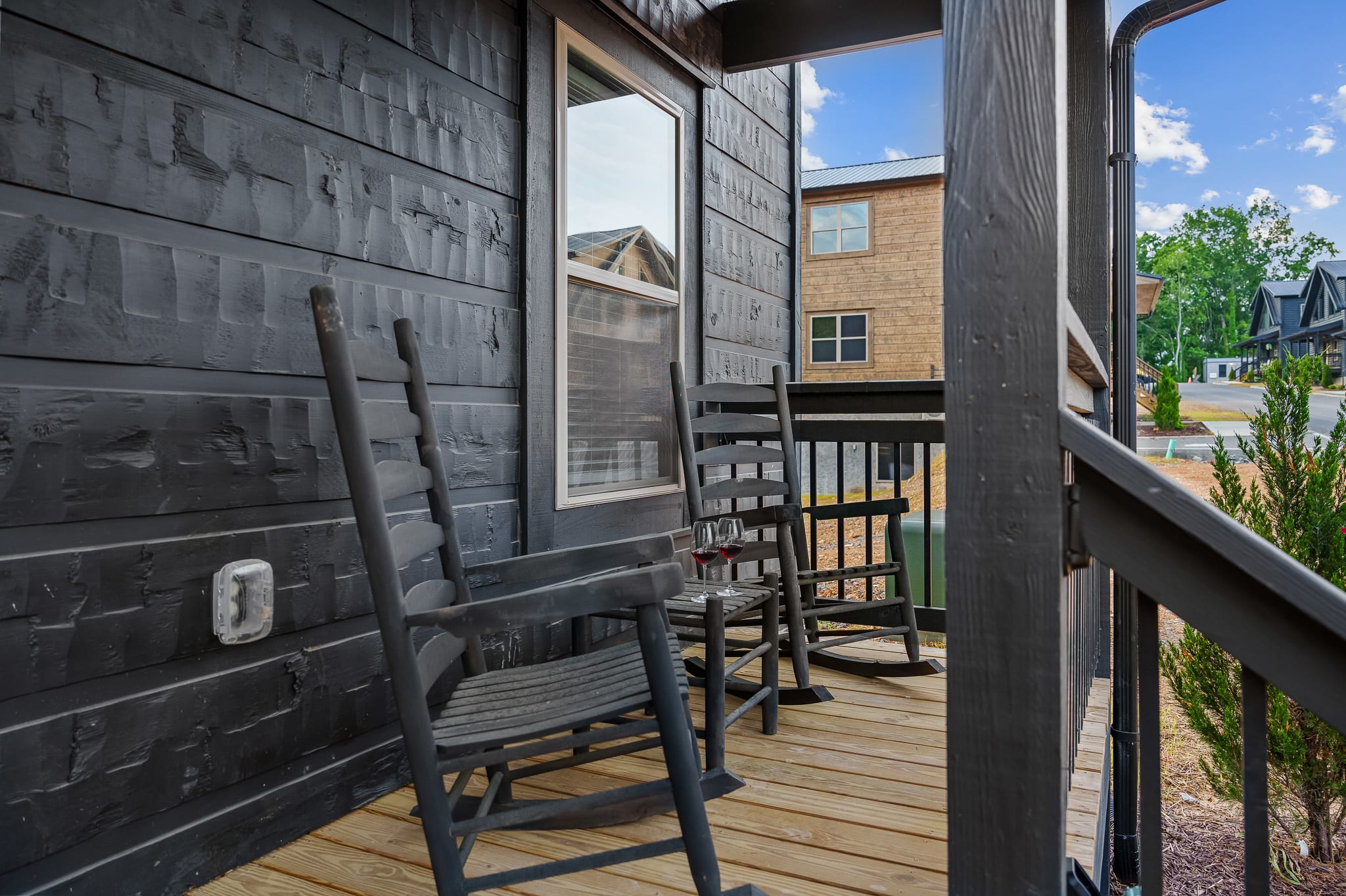 Indoor Pool + Game Room + 10MI to Great Smoky