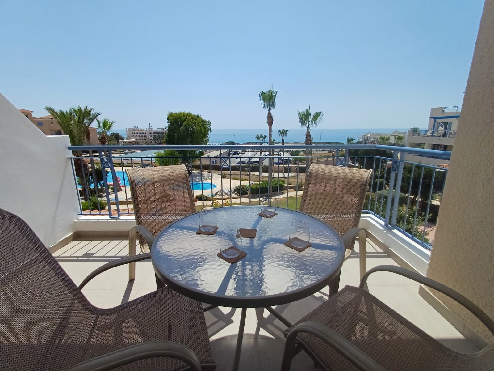 Kings Palace - Elegant 2BR | Sea Facing with Pool Views