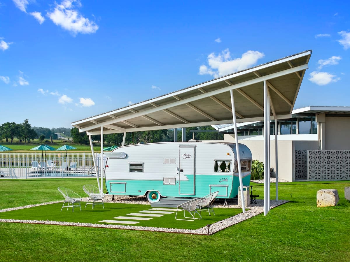 Miss Mary | Glamping | Pool | Outdoor Fireplace