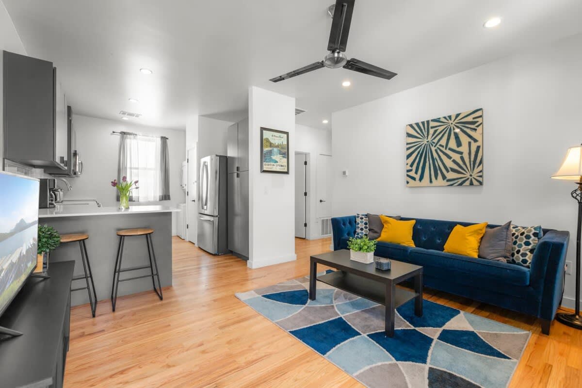 East Austin Condo | 2 BR | Free Parking | Near DT — Austin, TX — vacation rental