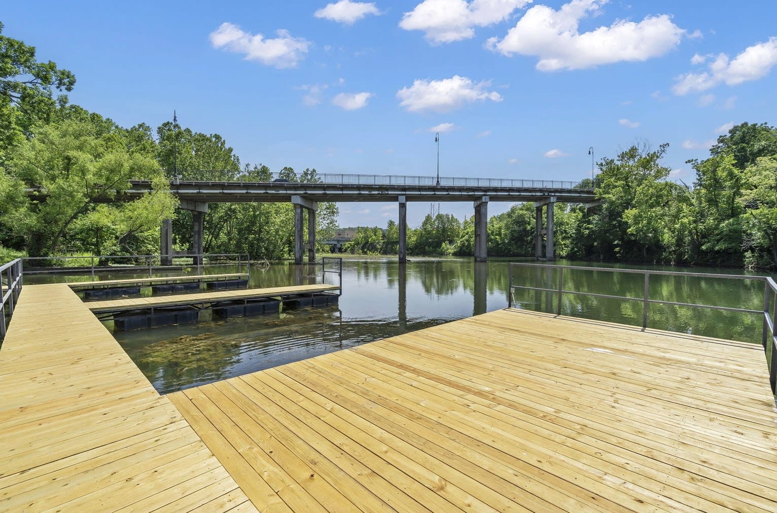 Beautiful new dock for fishing