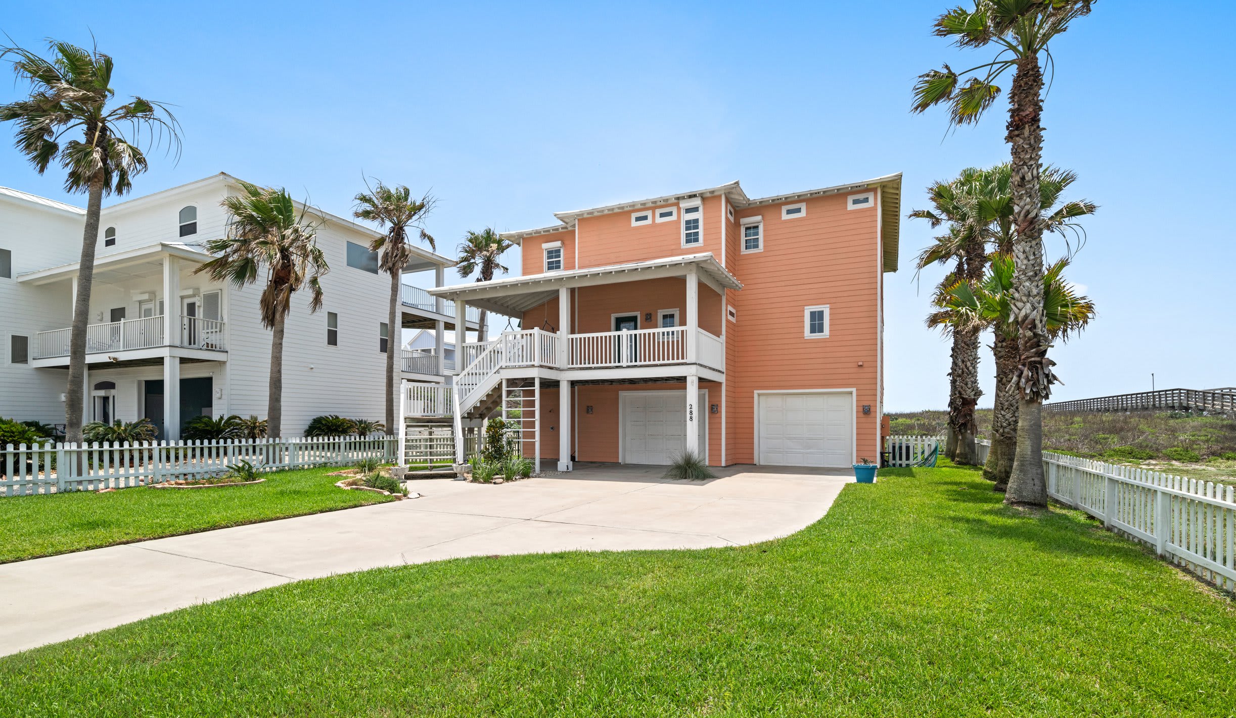 Gulf Views, Walk to Beach! | Sand Dollar