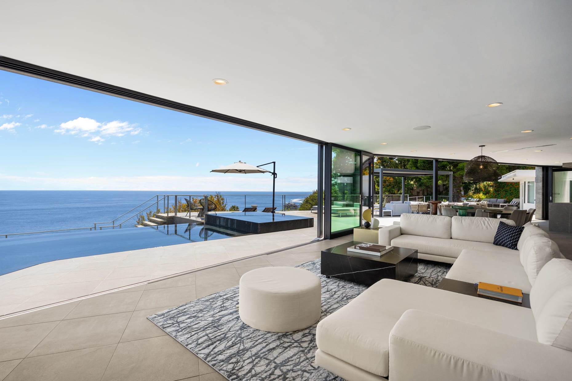 Offering breathtaking Pacific Ocean views.