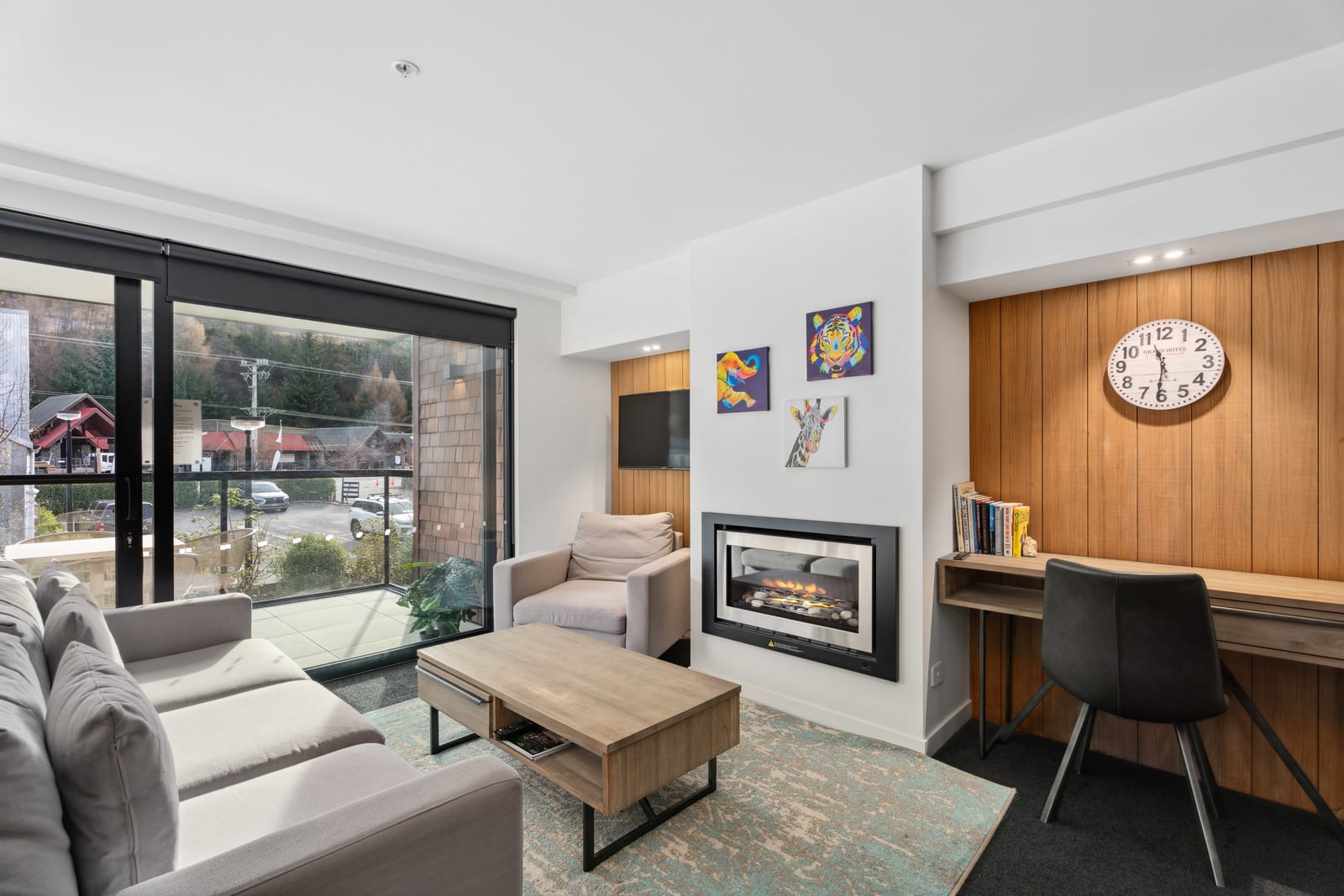 Modern Apartment Near Coronet Peak Ski Field