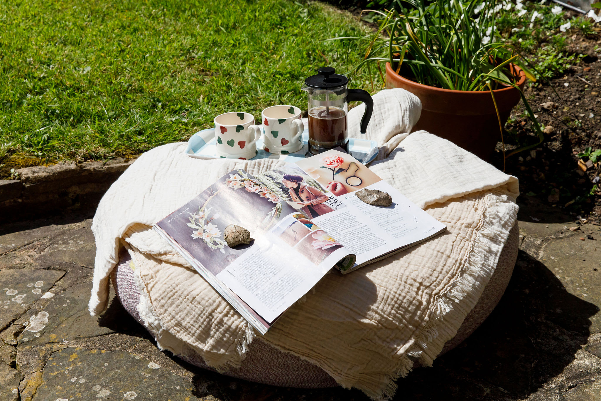 Start your morning with a delightful breakfast in the garden. Our cottage offers a peaceful outdoor space to enjoy the fresh air and the beauty of the South Downs.