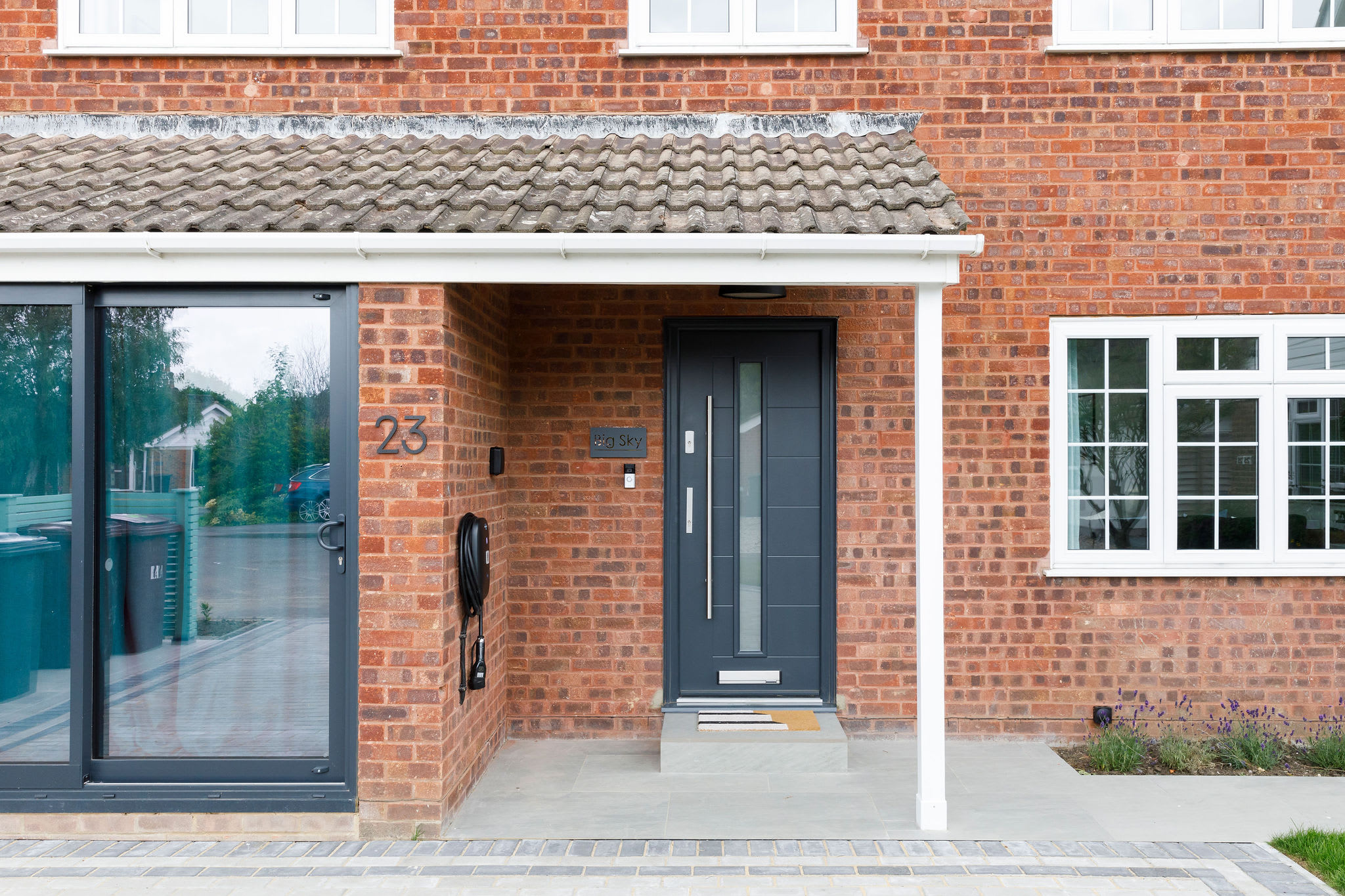Bright, inviting entrance for a relaxing stay