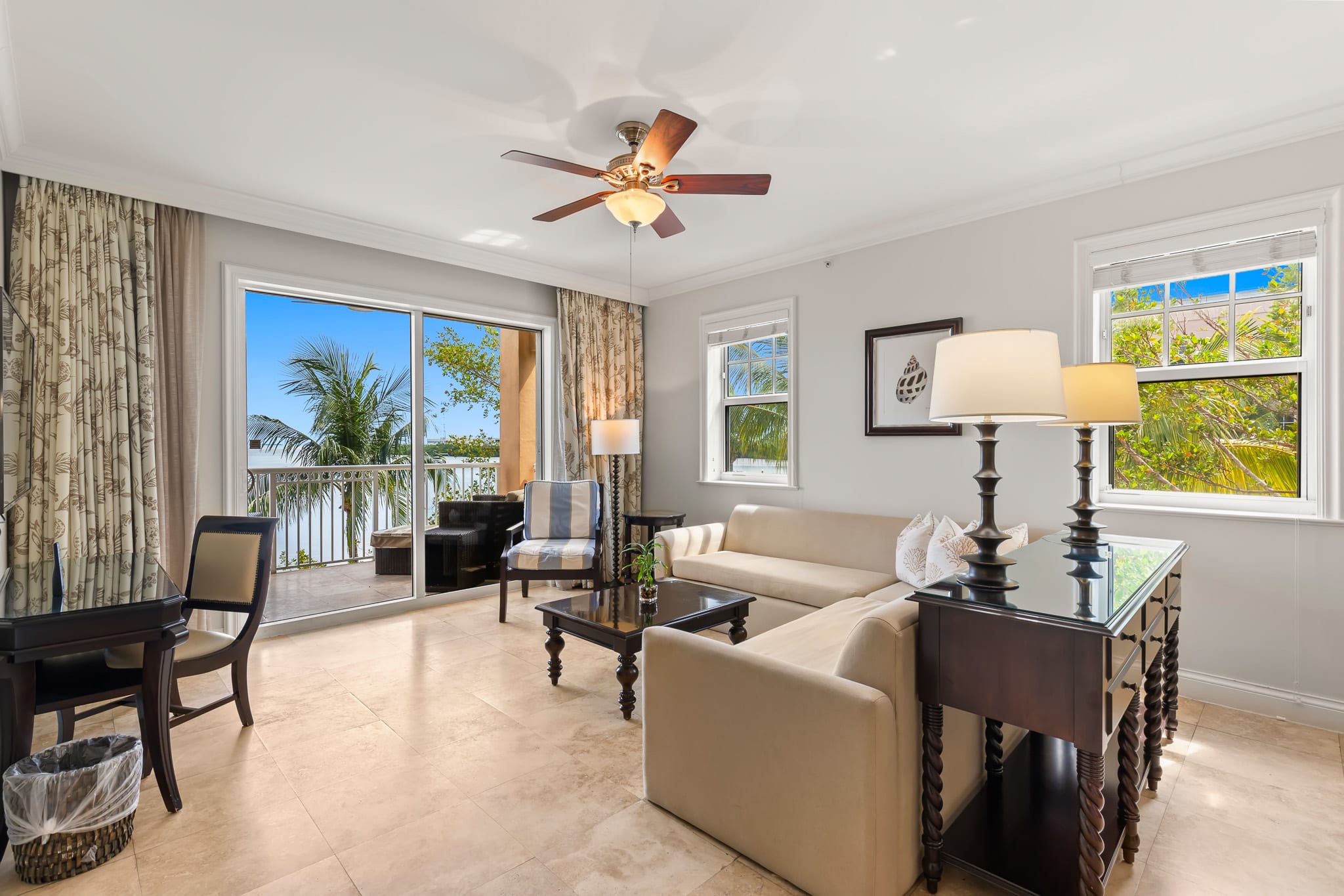 Ocean Front 1BR Suite