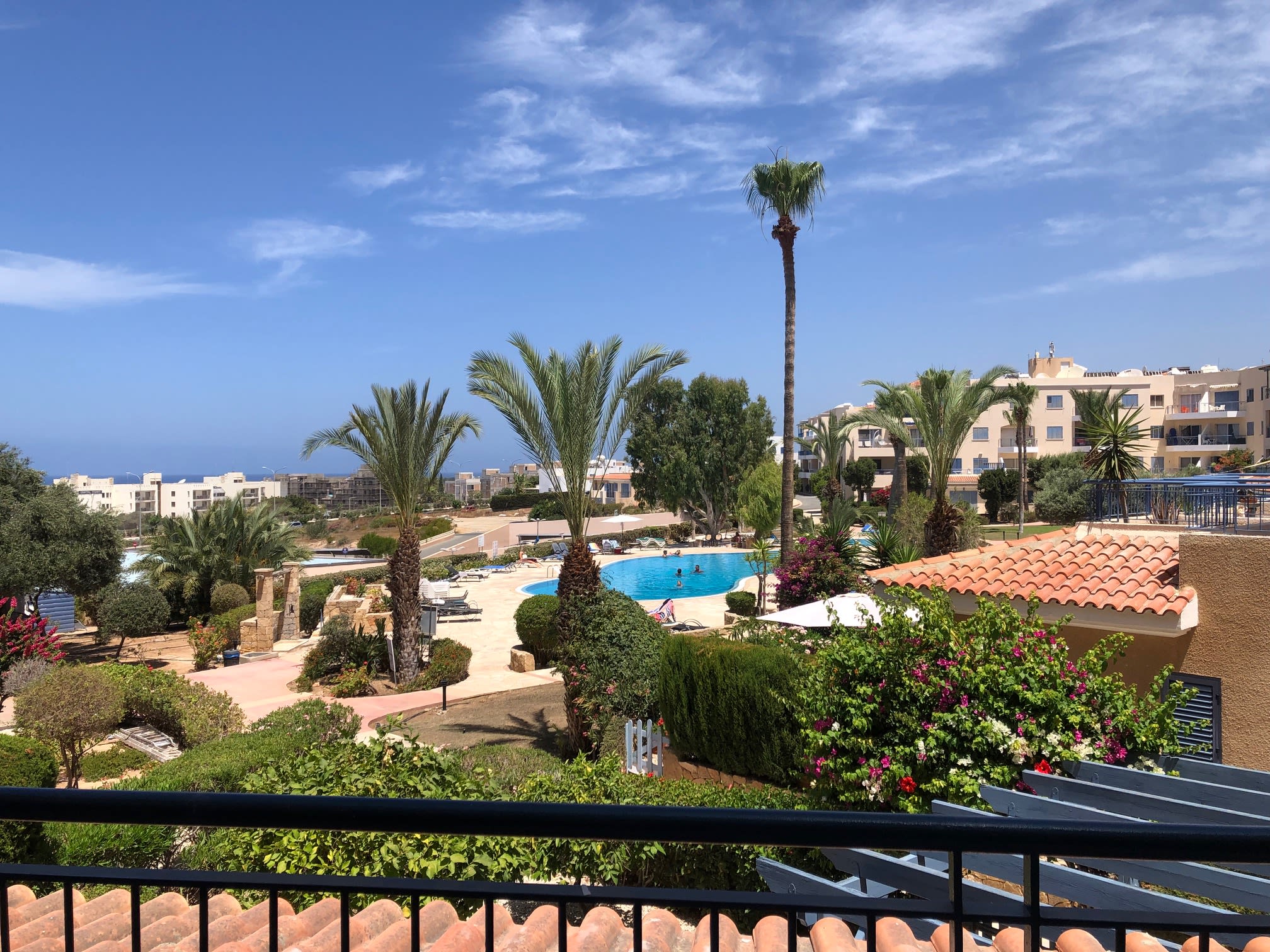 King's Palace: Stylish 2BR Apart. with Fabulous Sea Views