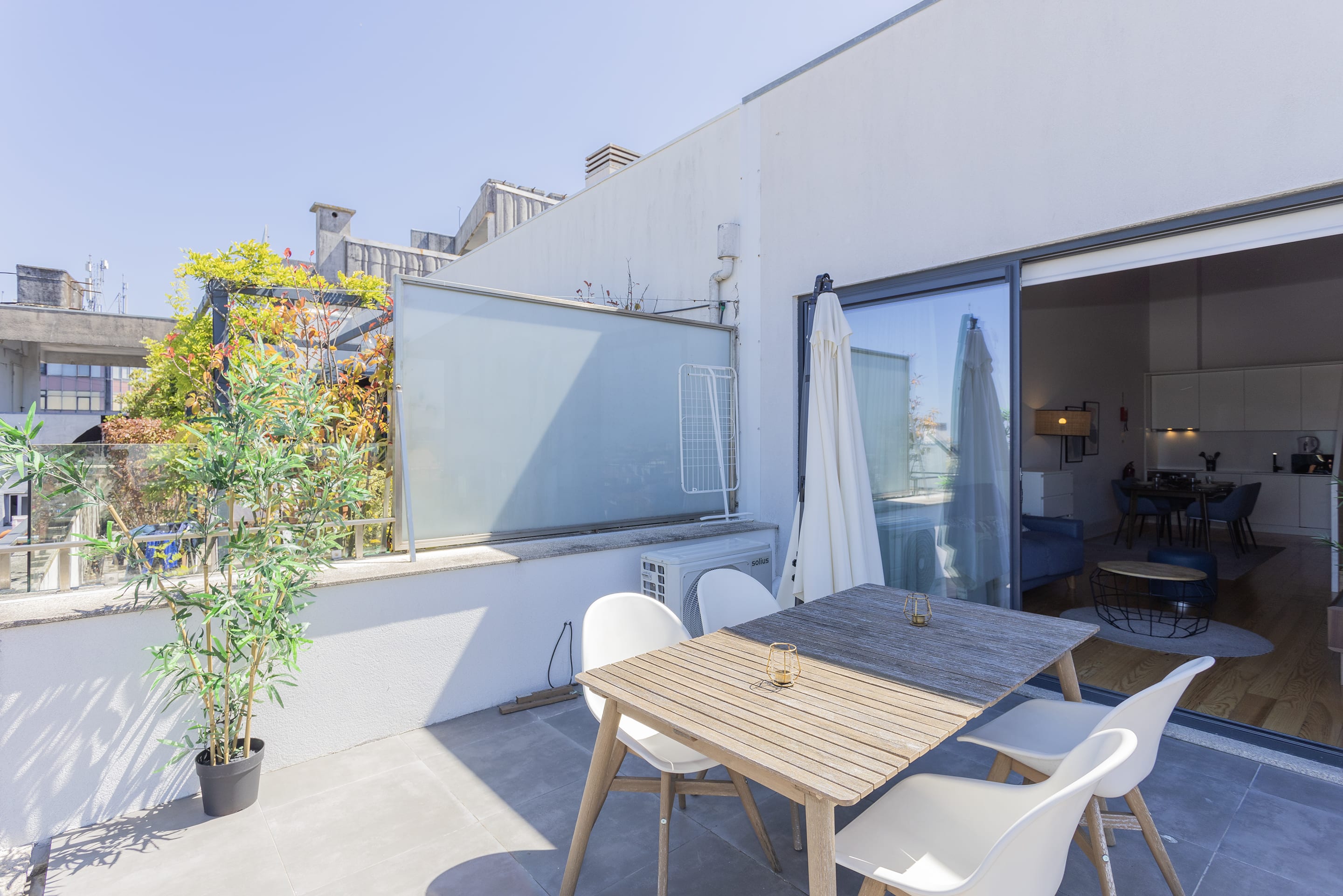 Liiiving in Porto | City View Apartment 4T — Porto, Porto — vacation rental