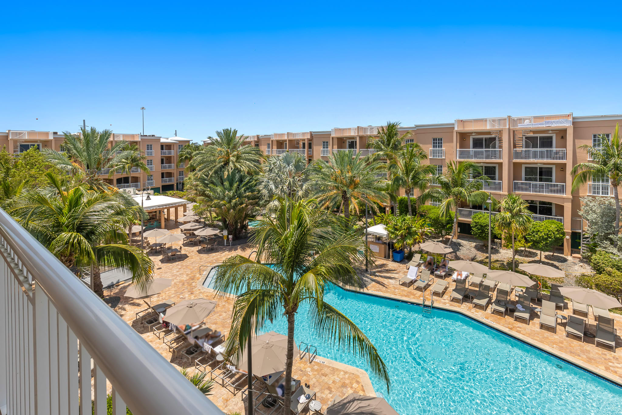 Resort View 3BR Residence with Rooftop Balcony