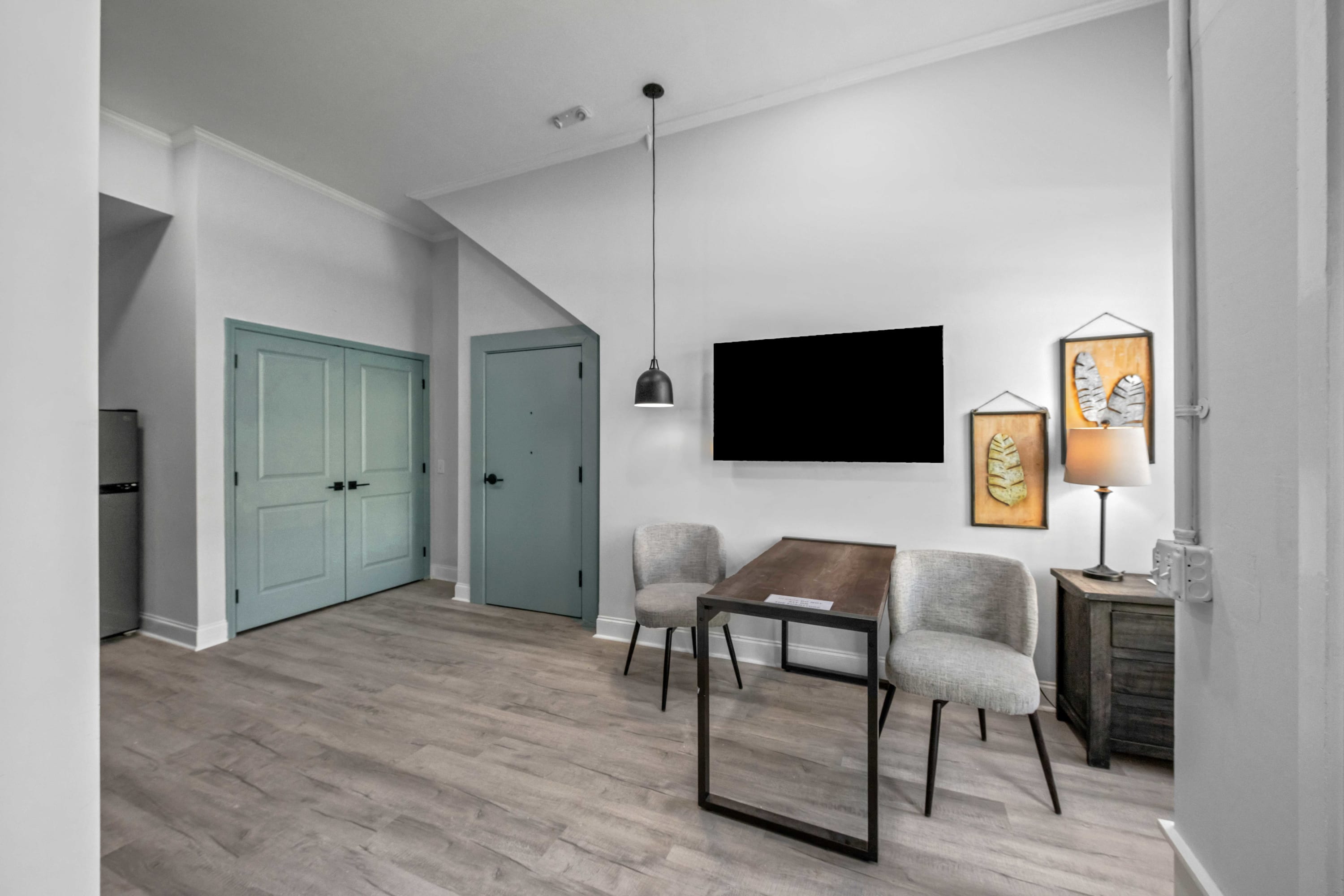 300 Laurel Lofts Unit 1 | Photo 6