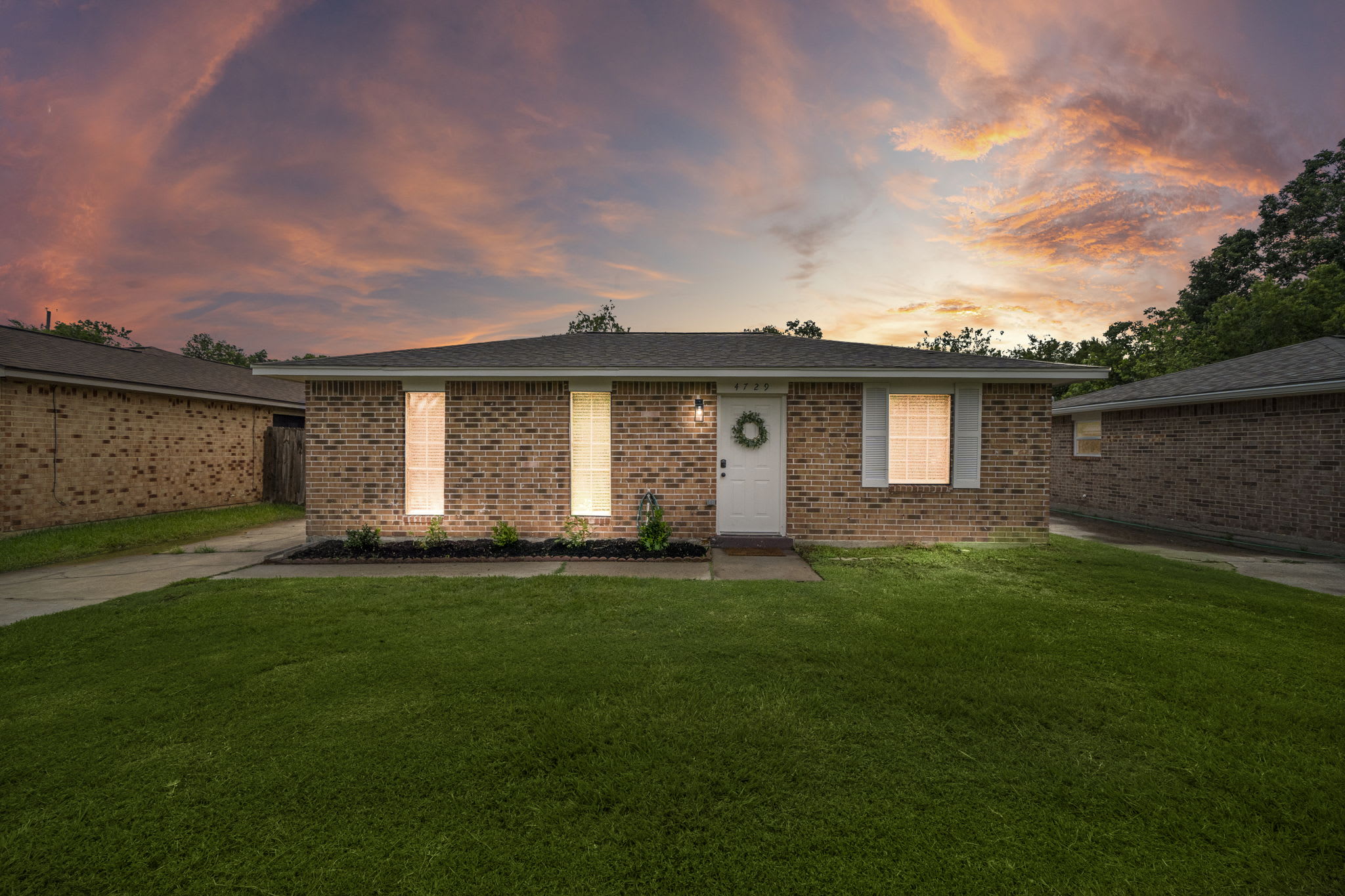 Charming Coastal Retreat in Seabrook, TX - Photo 1