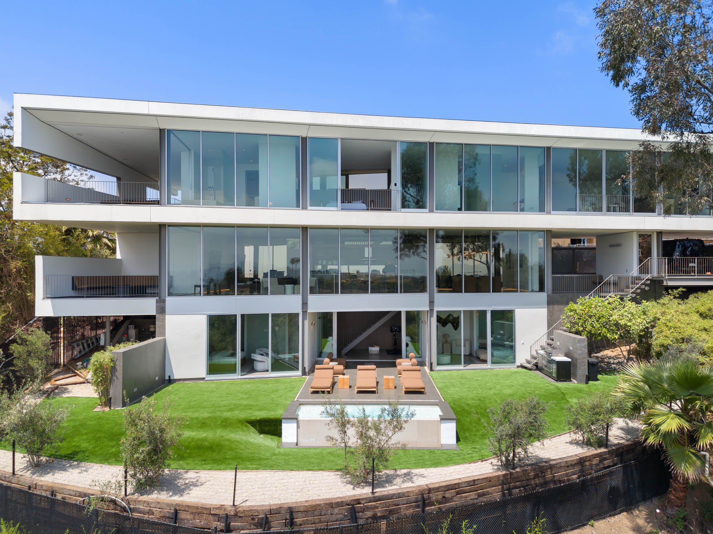 Experience a sophisticated retreat in the heart of Beverly Hills.