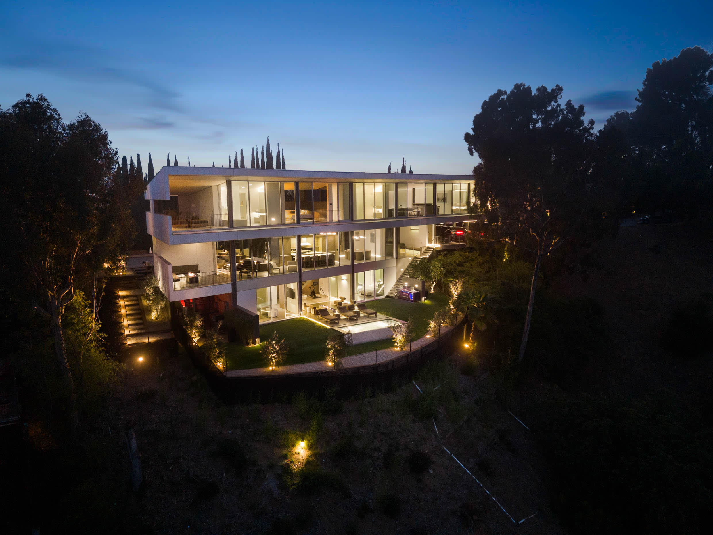 A perfect blend of modern luxury and timeless elegance for an unforgettable stay.