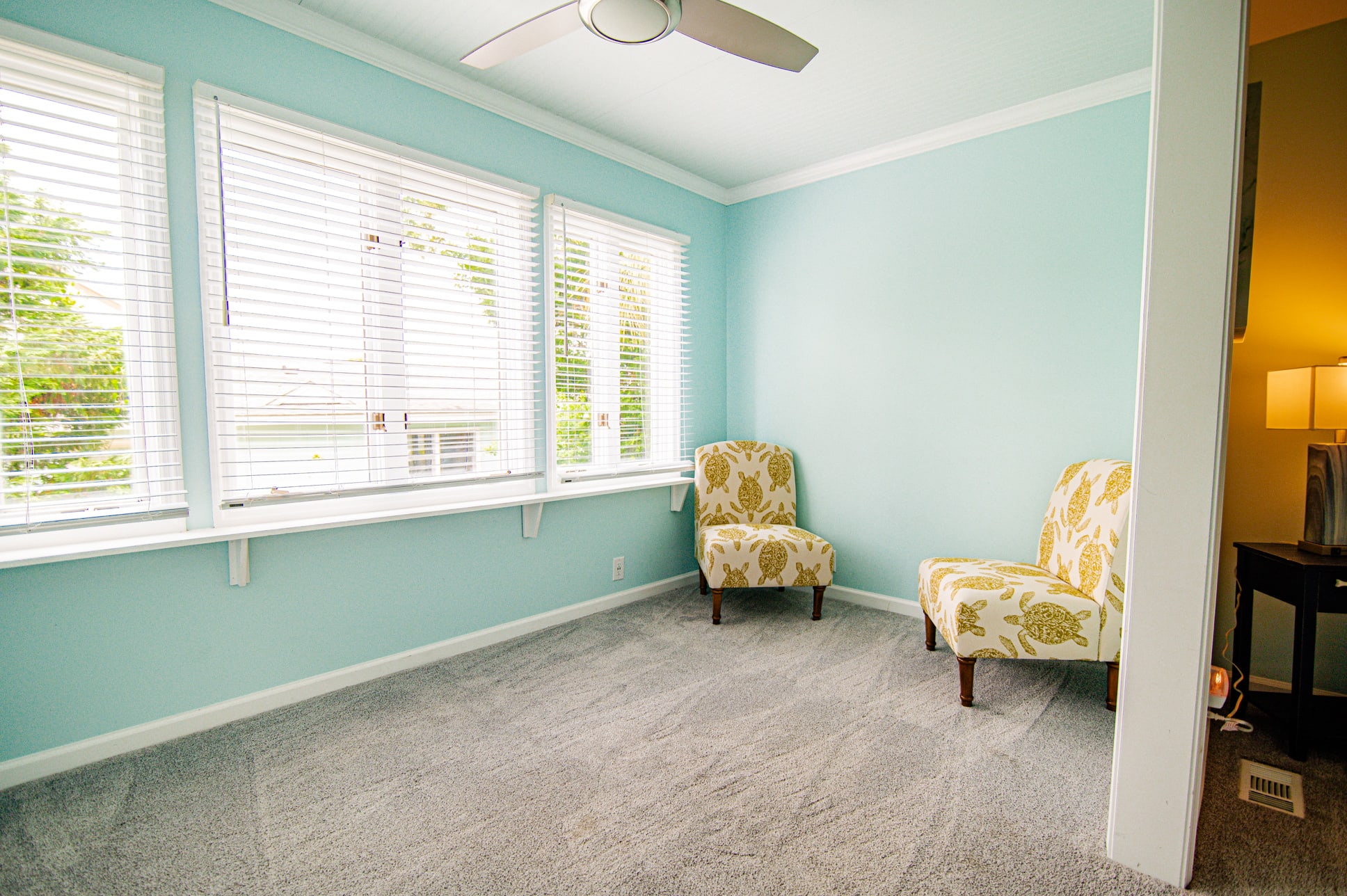 Upstairs Sitting Room in Bedroom