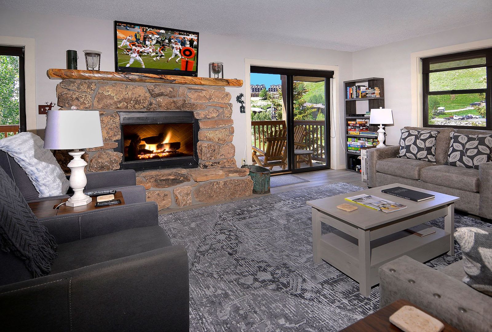 Ponderosa Place, Walk to slopes, Hot tub! — Mt. Crested Butte, CO — vacation rental