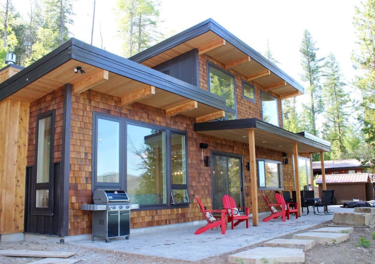Paradise Found, Modern Dream Home on Ashley Lake