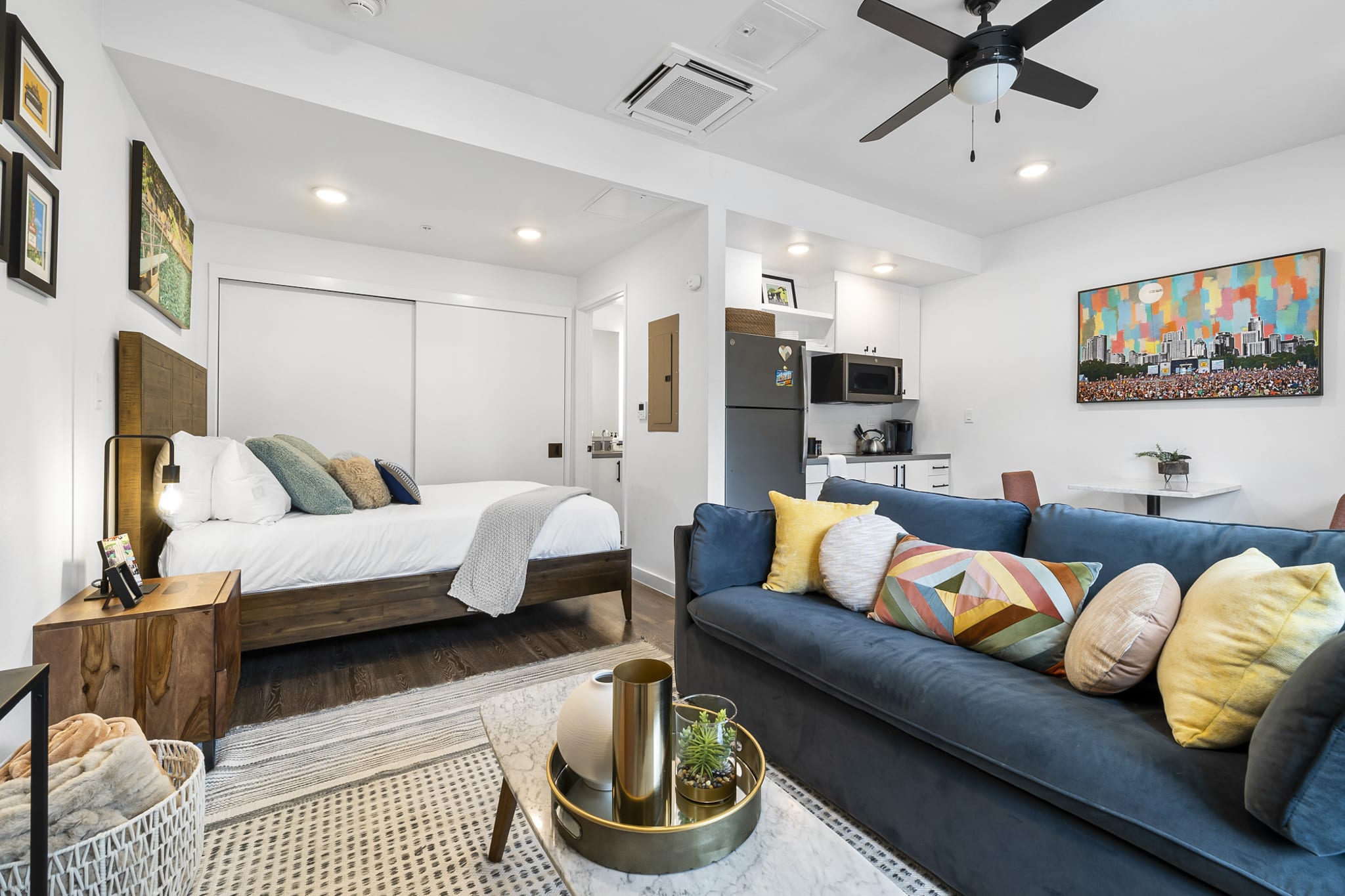 Charming DT ATX Studio | Mins to Rainey St | Patio β Austin, TX β vacation rental