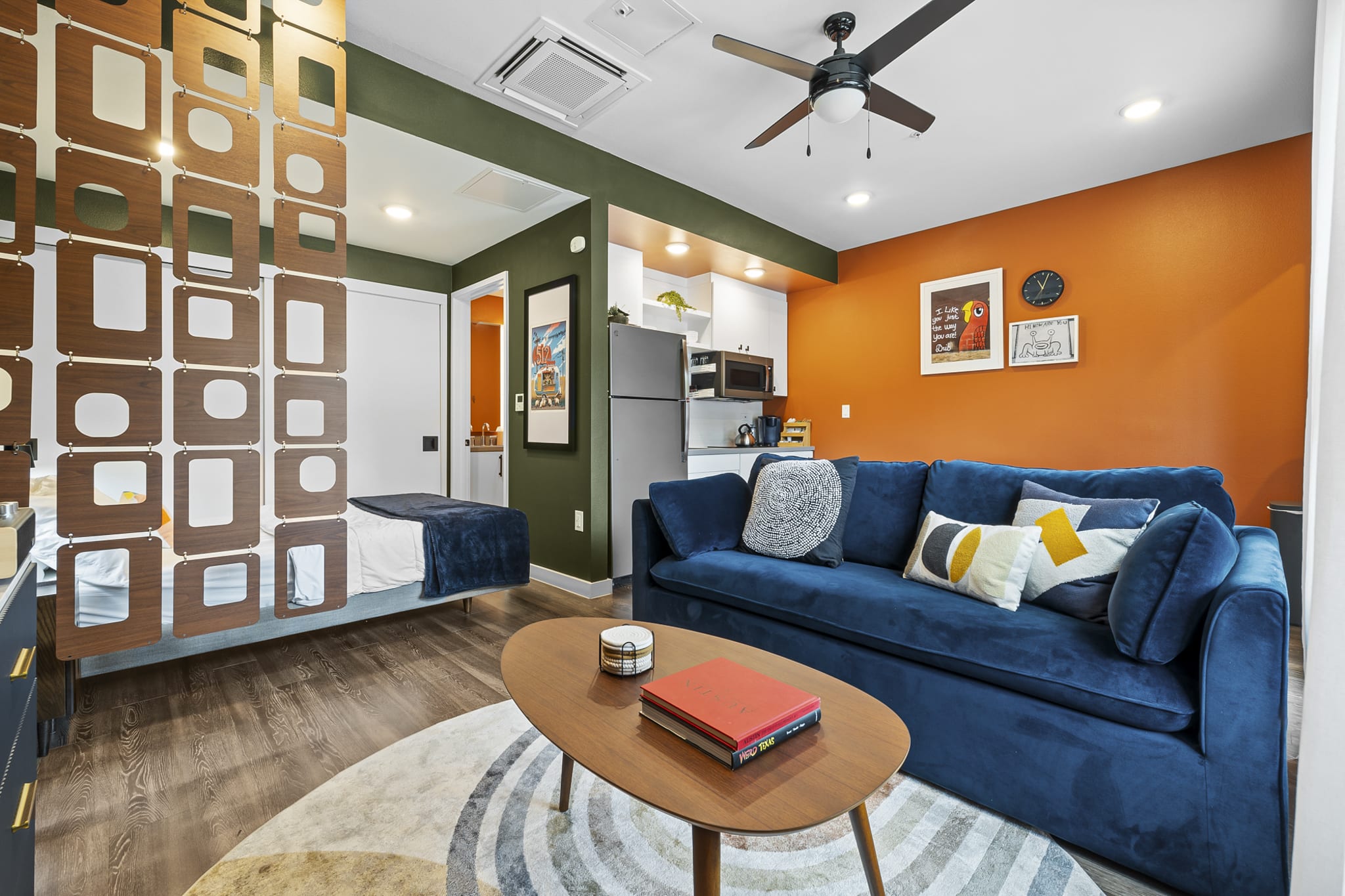 Prime Studio in DT ATX | Mins to Rainey St | Patio — Austin, TX — vacation rental