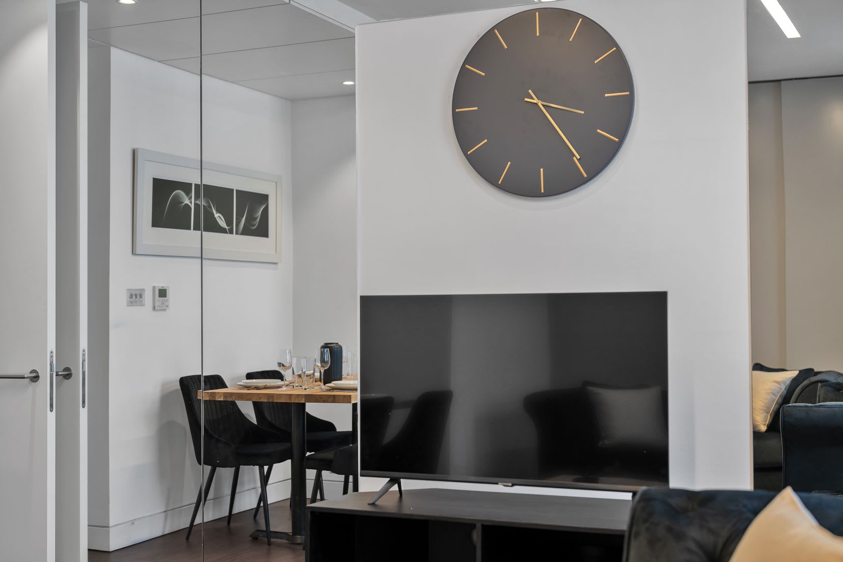Stylish Apartment with AC in Baker St in Baker Street W1U 6SE - Property image 11 - VivreStays