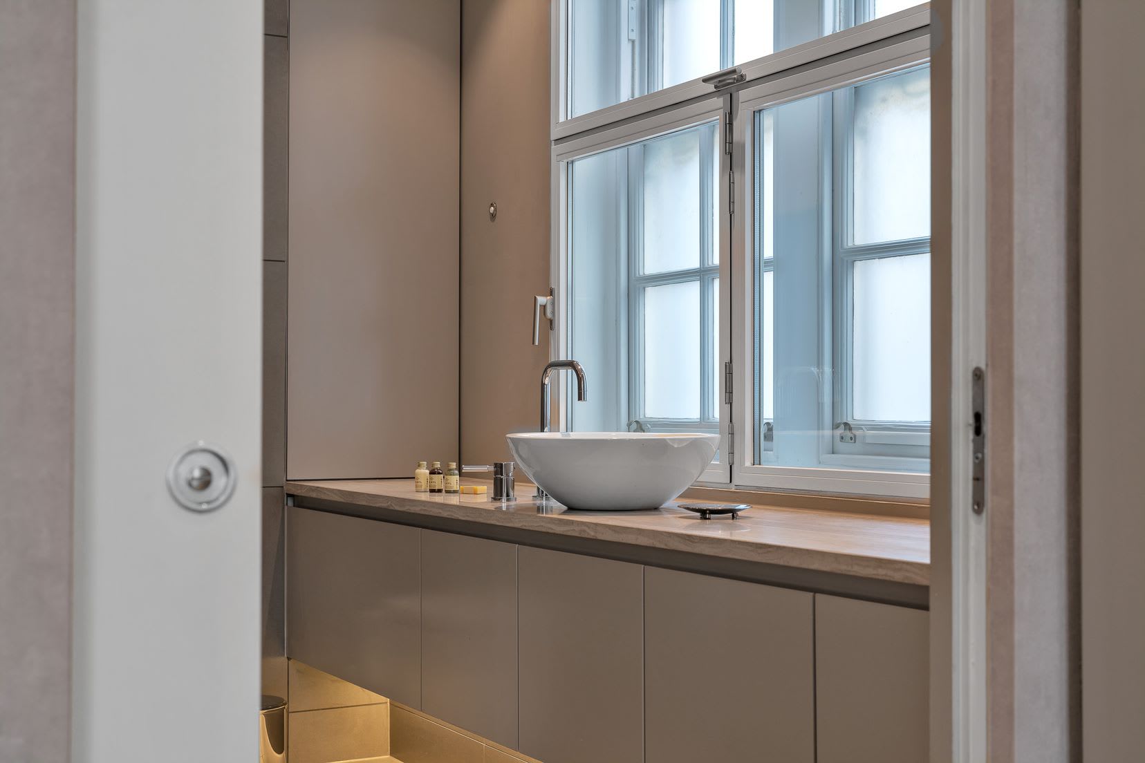 Beautiful apartment with lift in Baker St in Baker Street W1U 6SE - Property image 26 - VivreStays
