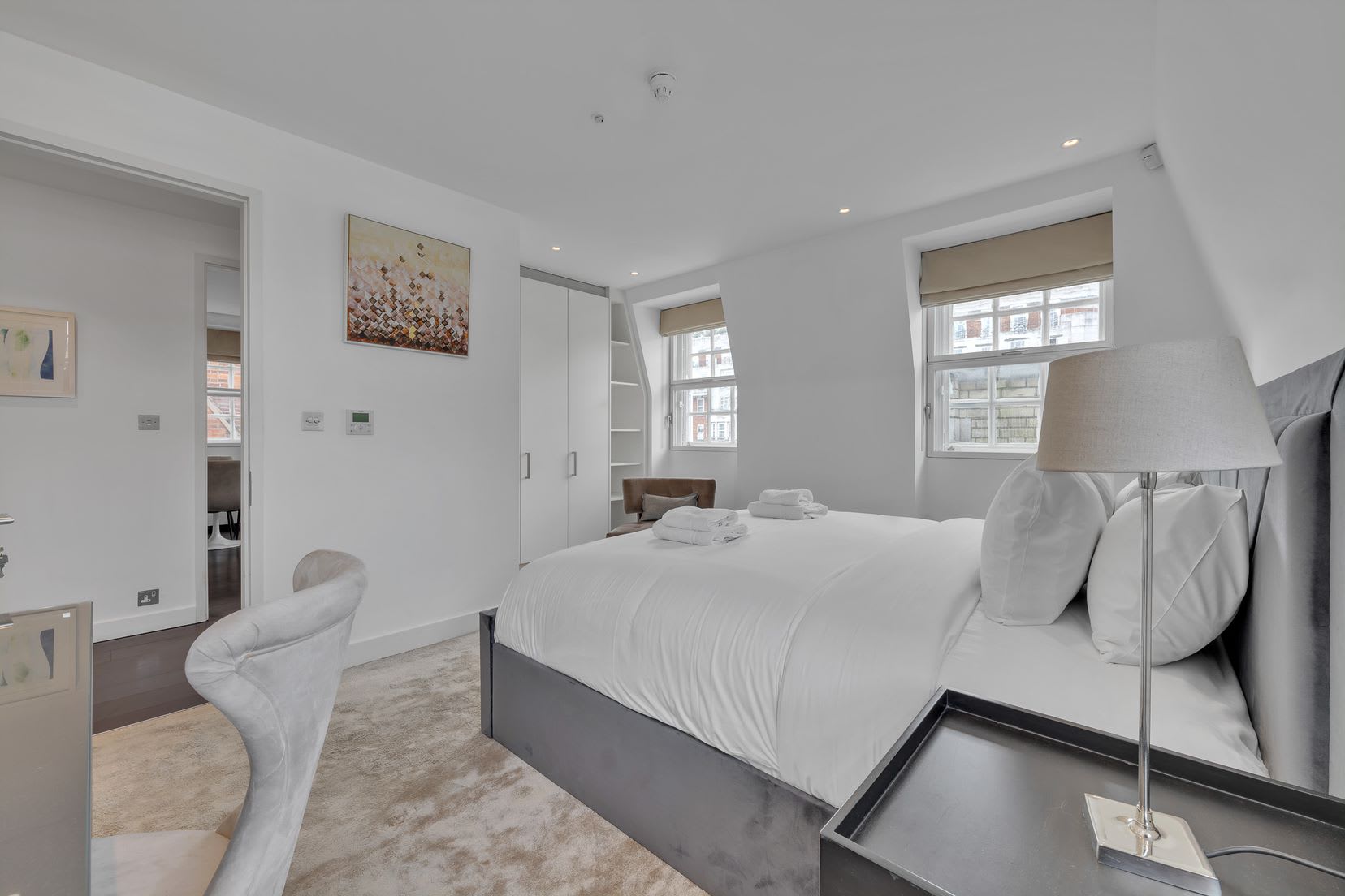 Modern loft with AC and lift in Baker St in Baker Street W1U 6SE - Property image 7 - VivreStays