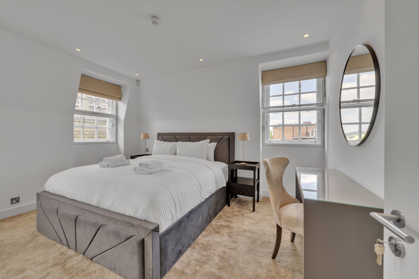 Modern loft with AC and lift in Baker St in Baker Street W1U 6SE - Property image 5 - VivreStays