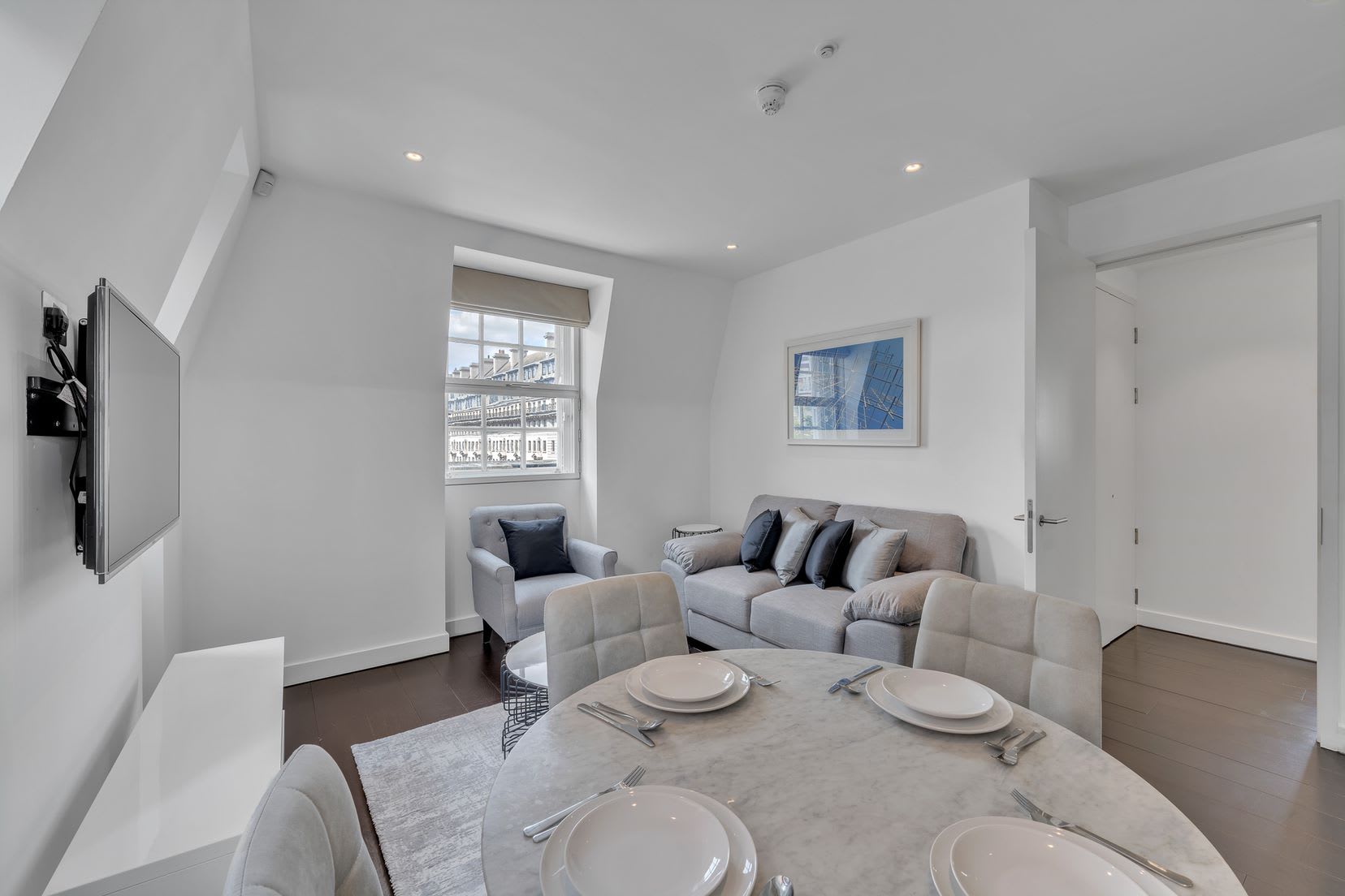 Modern loft with AC and lift in Baker St in Baker Street W1U 6SE - Property image 11 - VivreStays