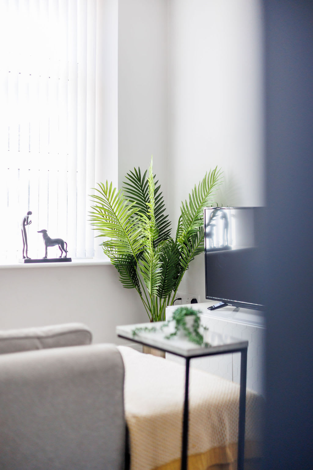 Light, Bright & Full of Style. 1-Bed Apt with PKG