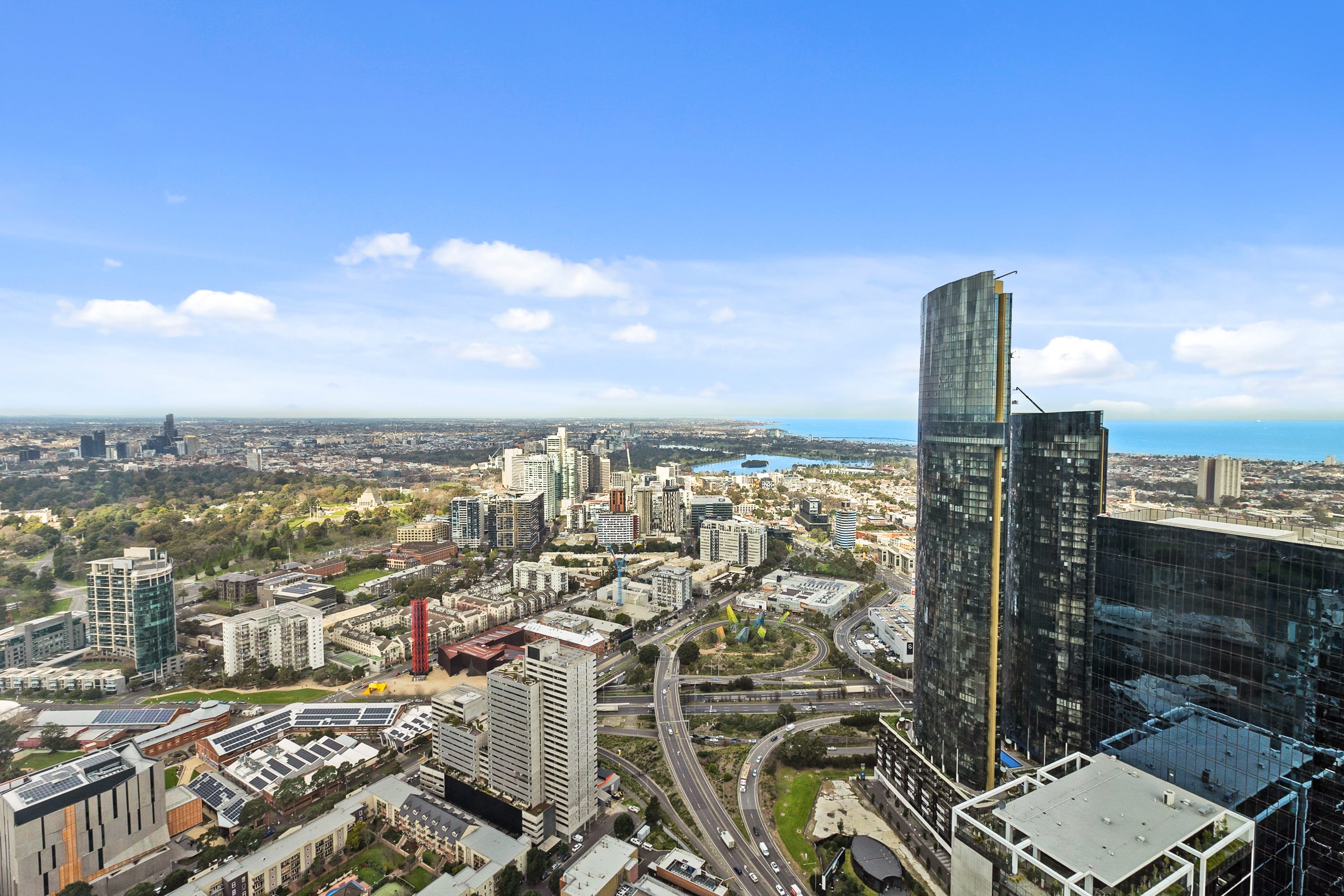 Gorgeous Bay Views with this 1 Bedroom Apartment close to Arts & Sporting District, Albert Park Lake and Casino - Picture 1