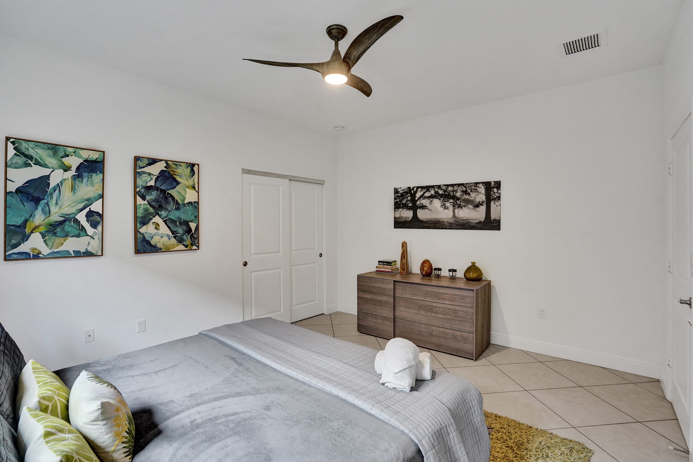 Coral Reef Villa 🌴 Private Heated Pool, Grill, Private Patio | 1.9 mi to Beach 🏖️ - Foto 13