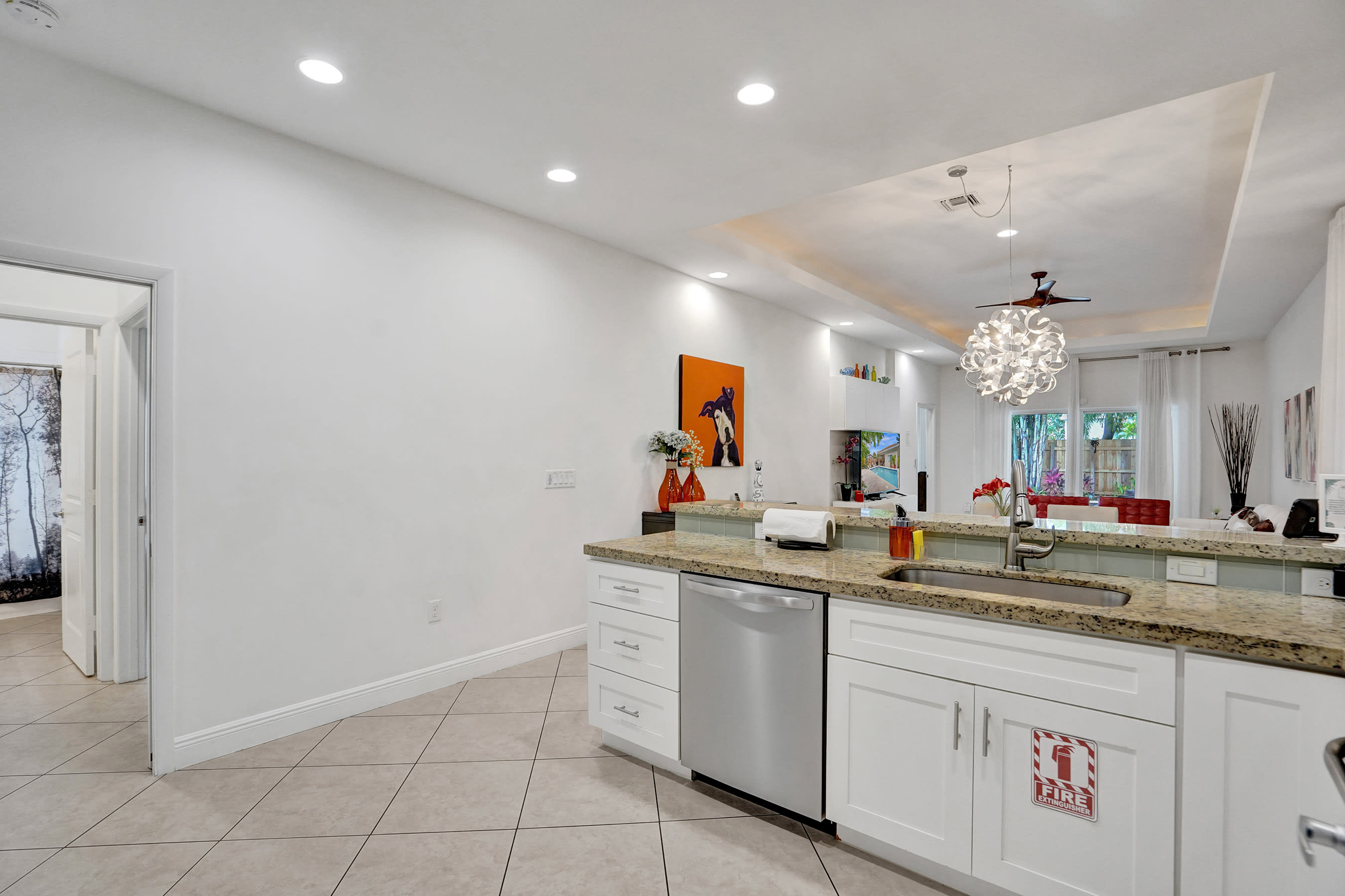 Coral Reef Villa 🌴 Private Heated Pool, Grill, Private Patio | 1.9 mi to Beach 🏖️ - Foto 23