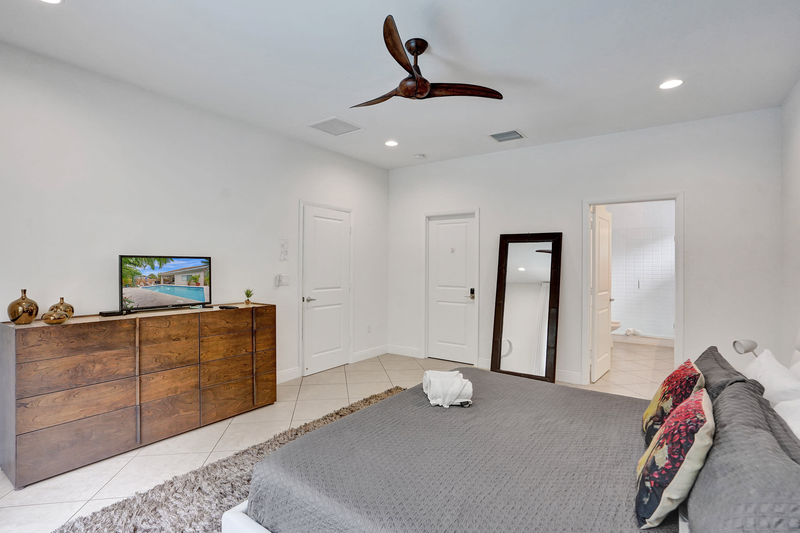 Coral Reef Villa 🌴 Private Heated Pool, Grill, Private Patio | 1.9 mi to Beach 🏖️ - Foto 38