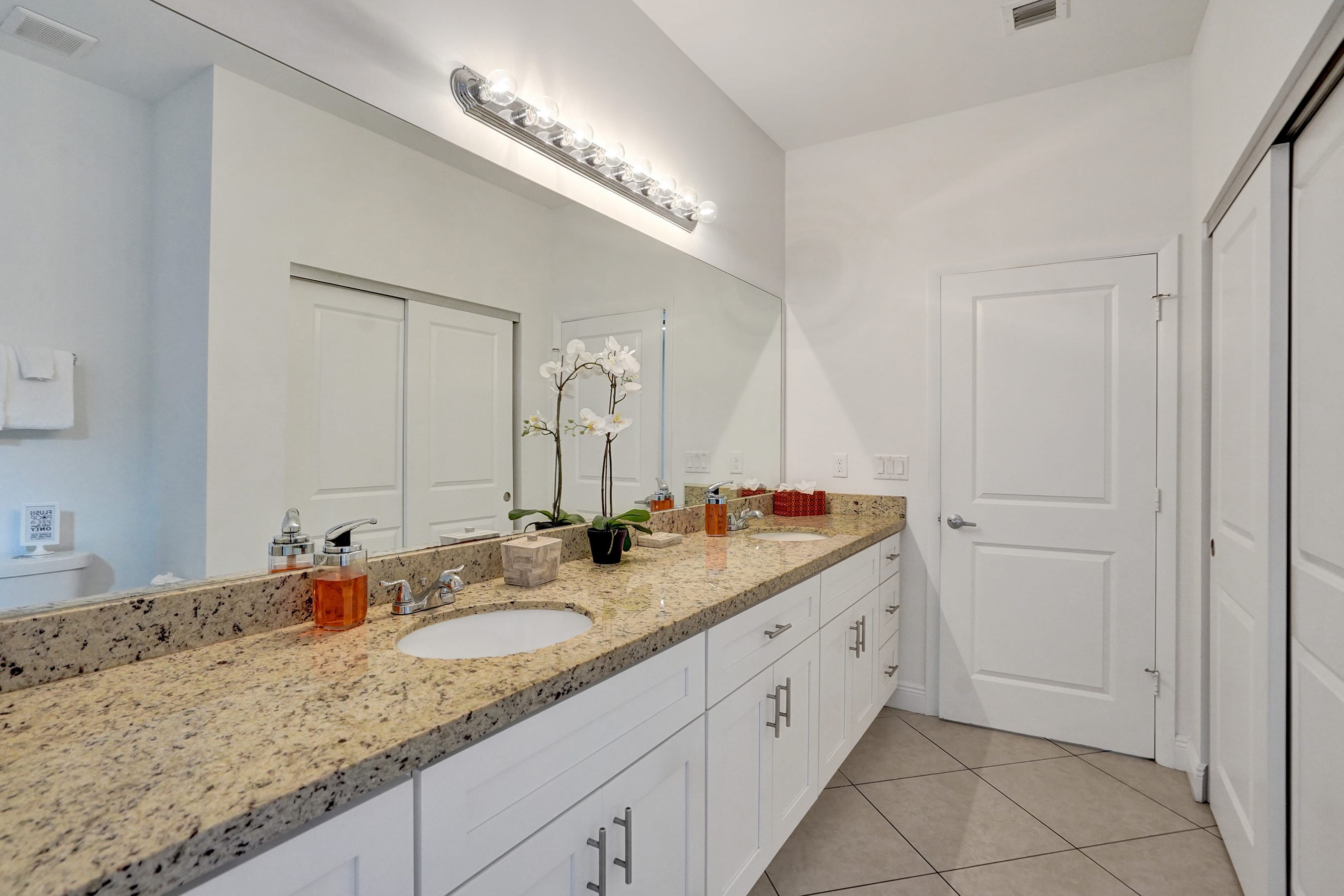 Coral Reef Villa 🌴 Private Heated Pool, Grill, Private Patio | 1.9 mi to Beach 🏖️ - Foto 42