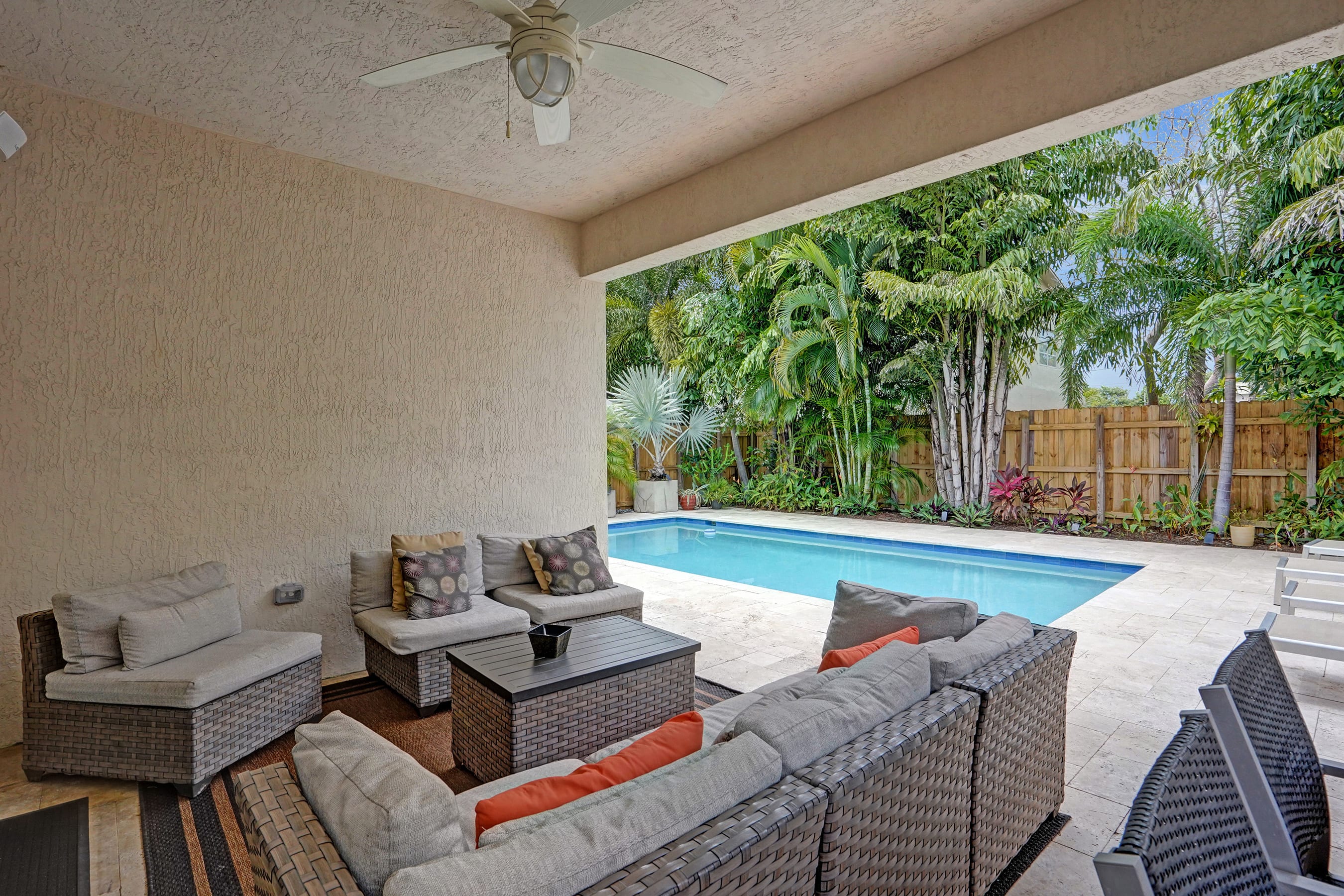 Coral Reef Villa 🌴 Private Heated Pool, Grill, Private Patio | 1.9 mi to Beach 🏖️ - Foto 45