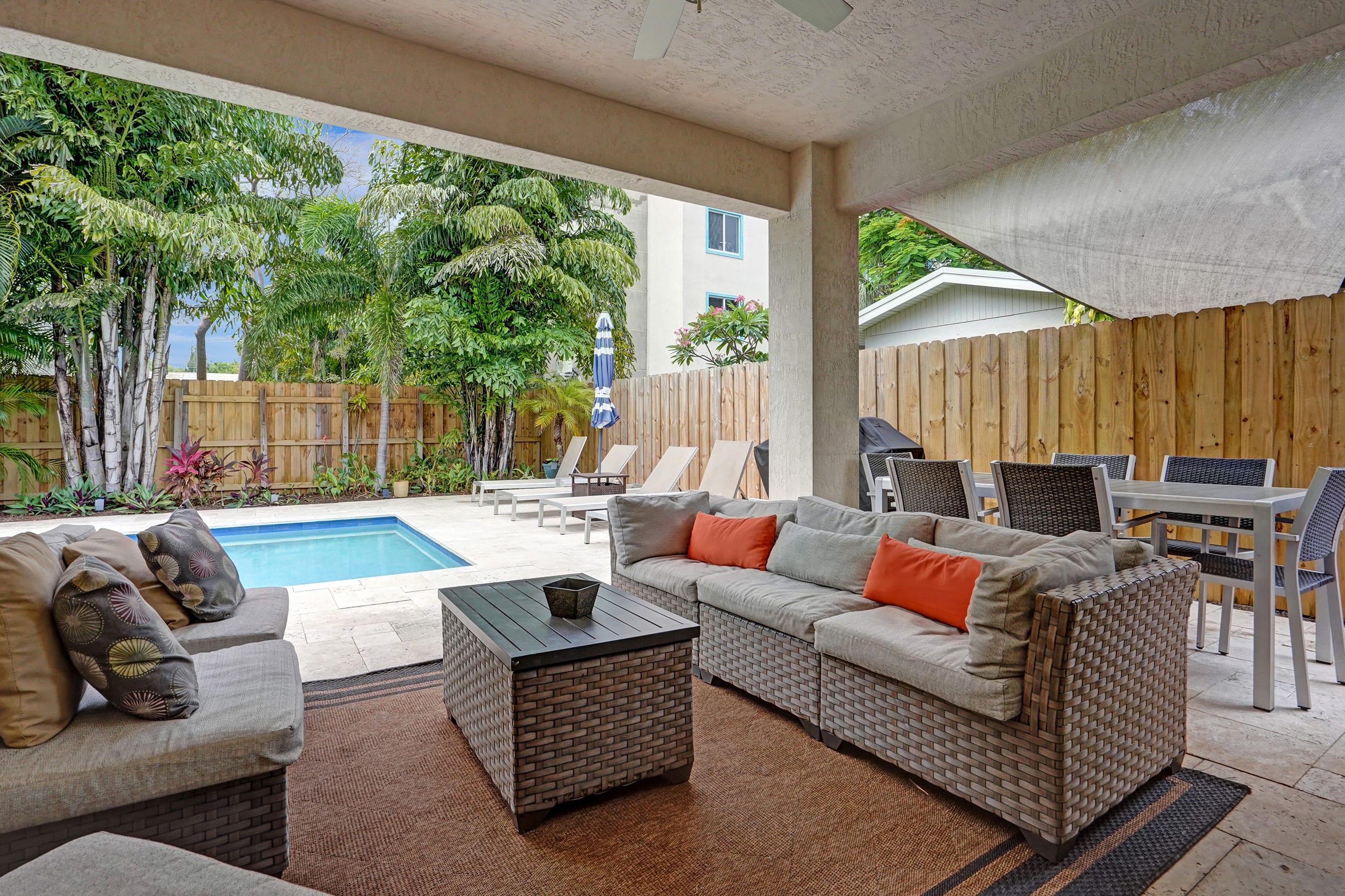 Coral Reef Villa 🌴 Private Heated Pool, Grill, Private Patio | 1.9 mi to Beach 🏖️ - Foto 44