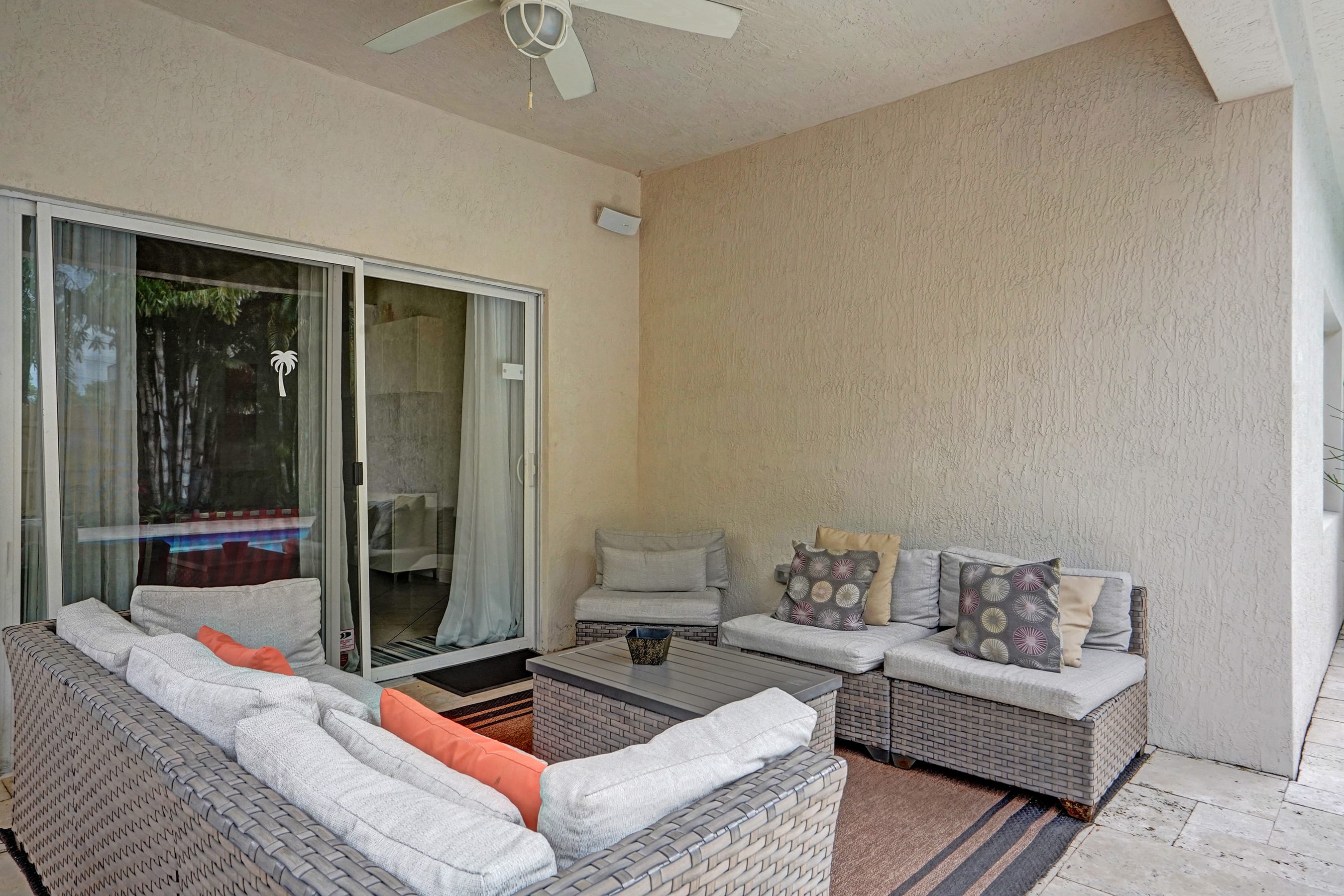Coral Reef Villa 🌴 Private Heated Pool, Grill, Private Patio | 1.9 mi to Beach 🏖️ - Foto 48