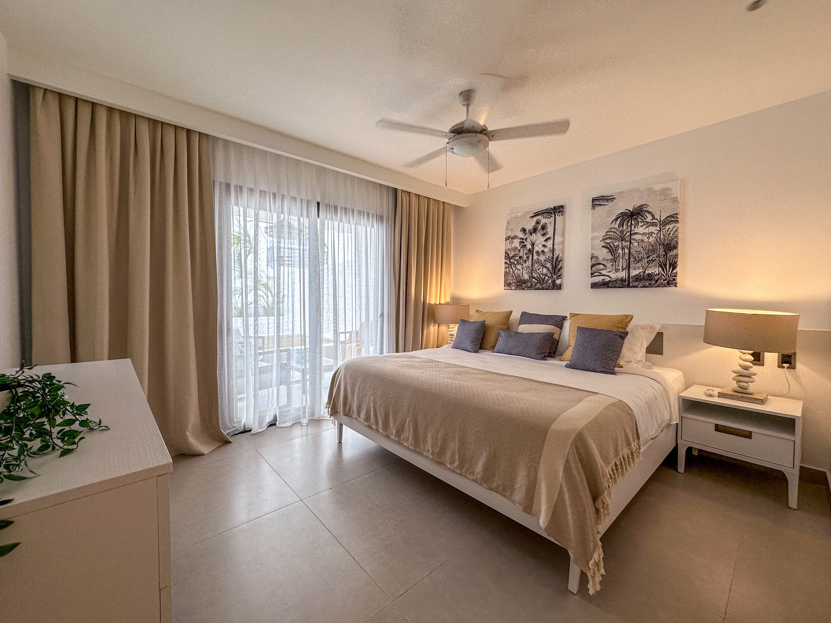 Luxury 3 bedroom apartment at the beach