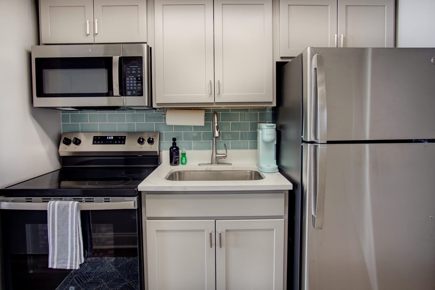 Oceanfront Escape Renovated Suite at Camelot | Photo 8