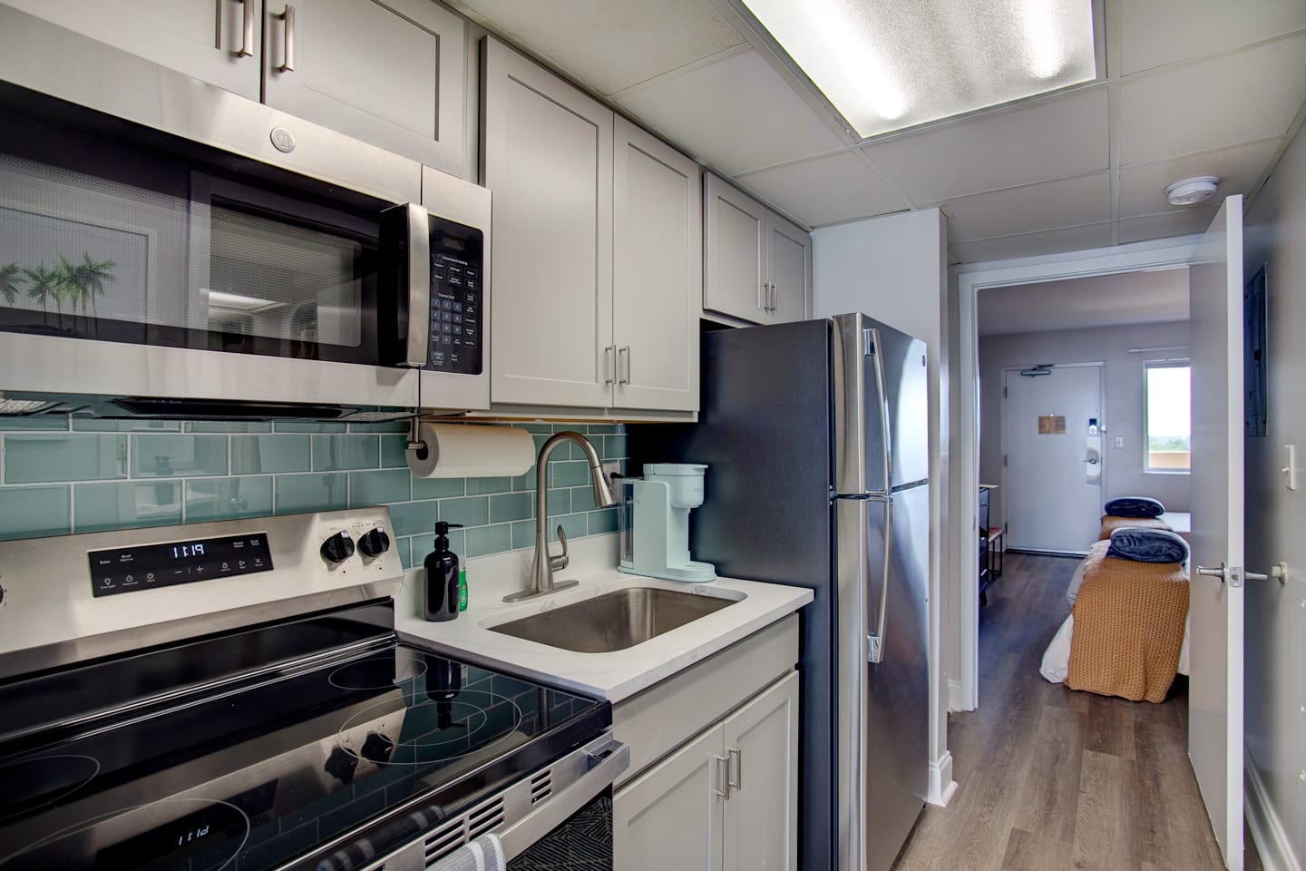 Oceanfront Escape Renovated Suite at Camelot | Photo 9