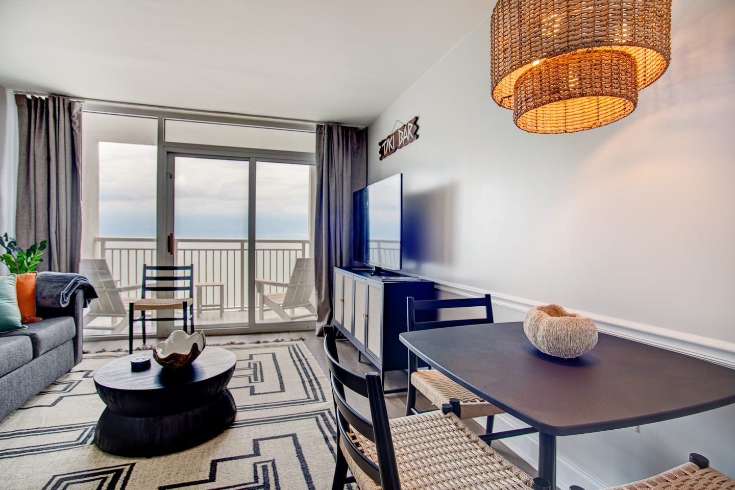 Oceanfront Escape Renovated Suite at Camelot | Photo 11