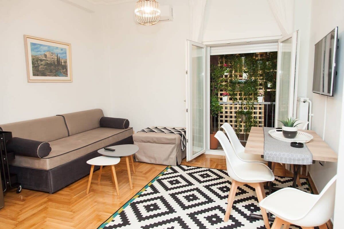 Luxury Apartment In Central Kolonaki — holiday rental in Athens