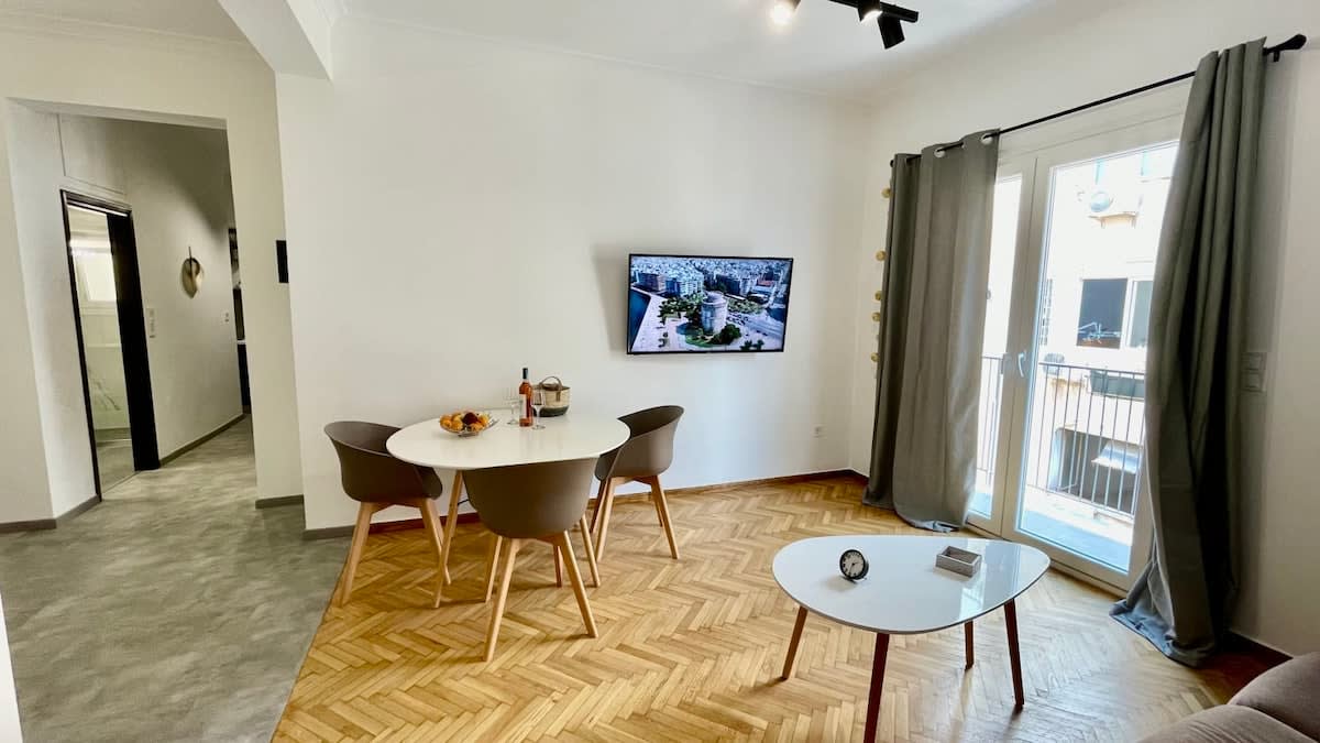 Stylish Spacious Apt at the centre of Monastiraki in Athens — photo 2