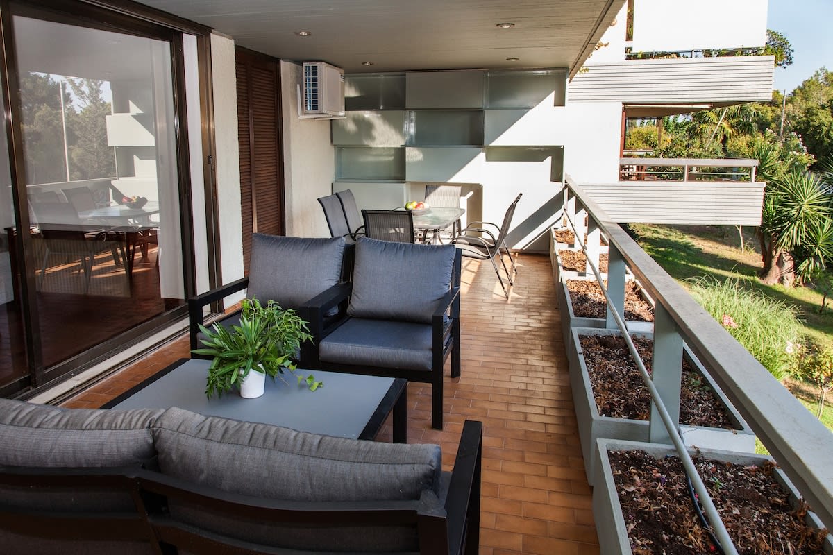 Delux Apartment with Amazing Balcony! — holiday rental in Athens